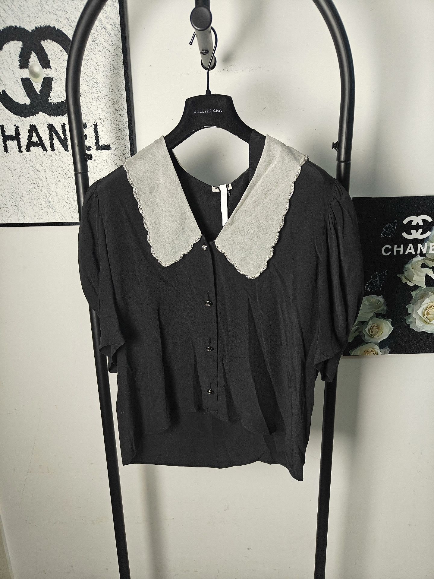 Miu Miu Miu Miu White Button Up L Women Size L / US 10 / IT 46 - 1 Thumbnail