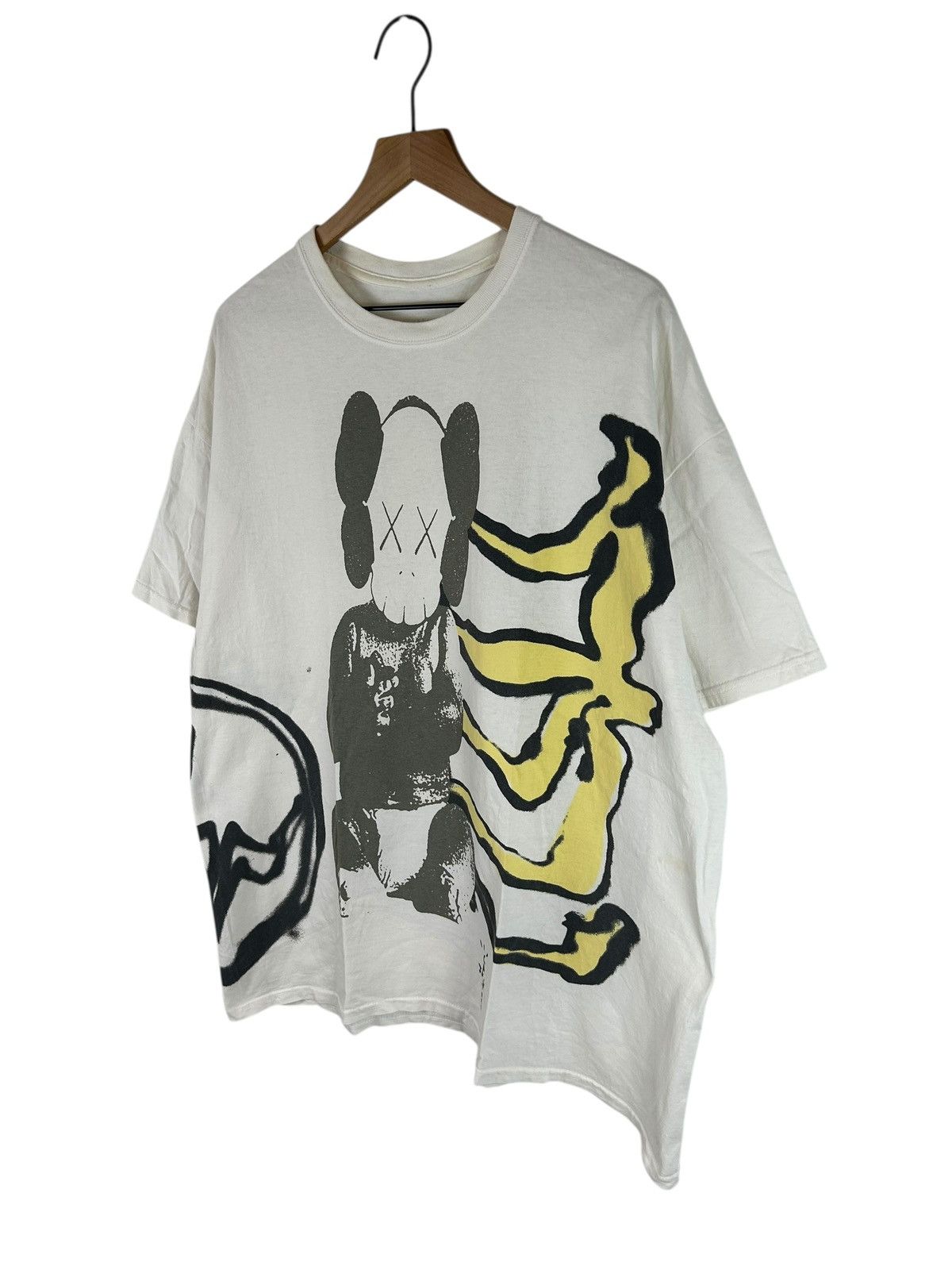 Fragment Design × Kaws × Travis Scott SS21 Travis Scott Cactus Jack + Kaws For Fragment Tee Size US XL / EU 56 / 4 - 2 Thumbnail
