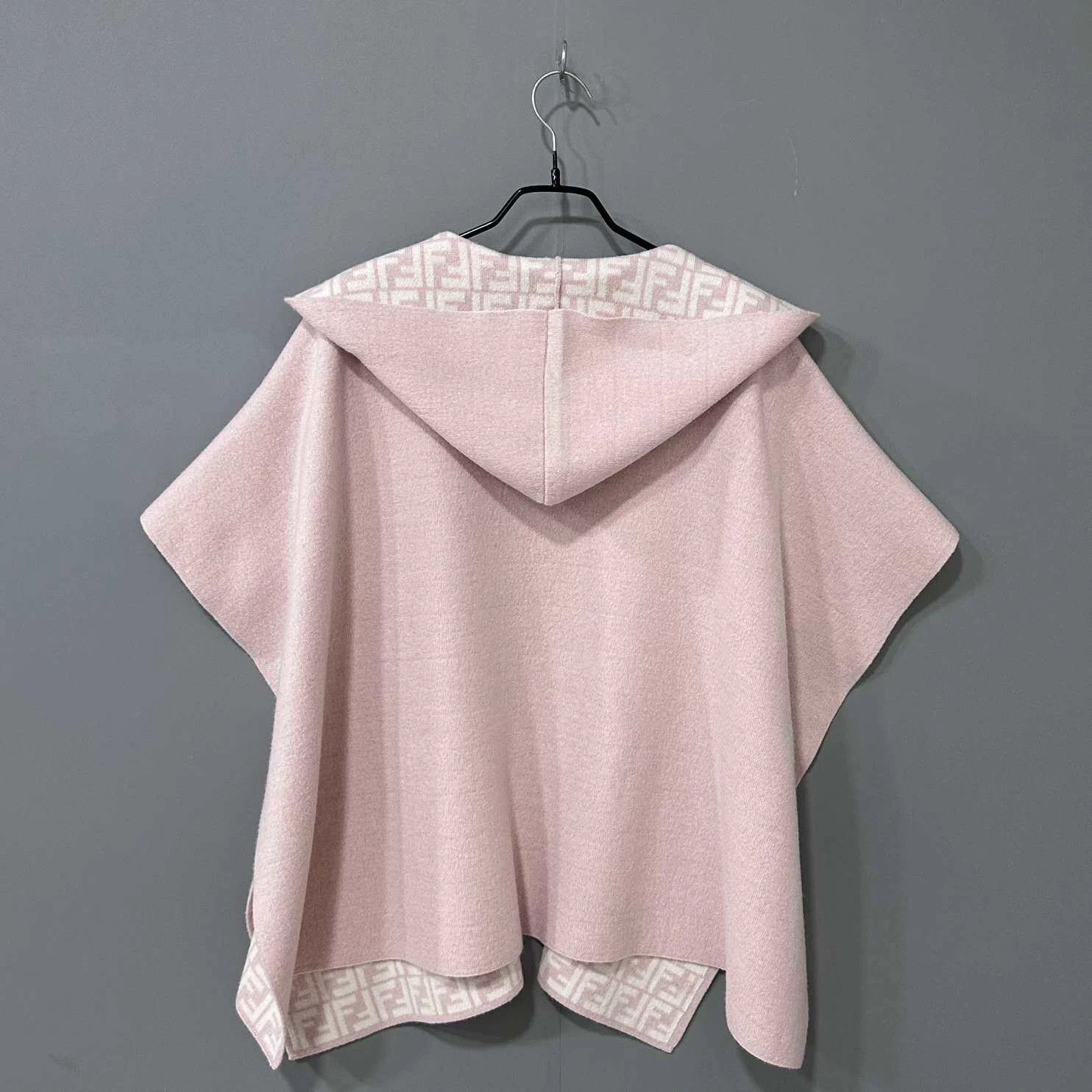 Fendi FENDI Pink All Over Print Poncho Size ONE SIZE - 4 Thumbnail