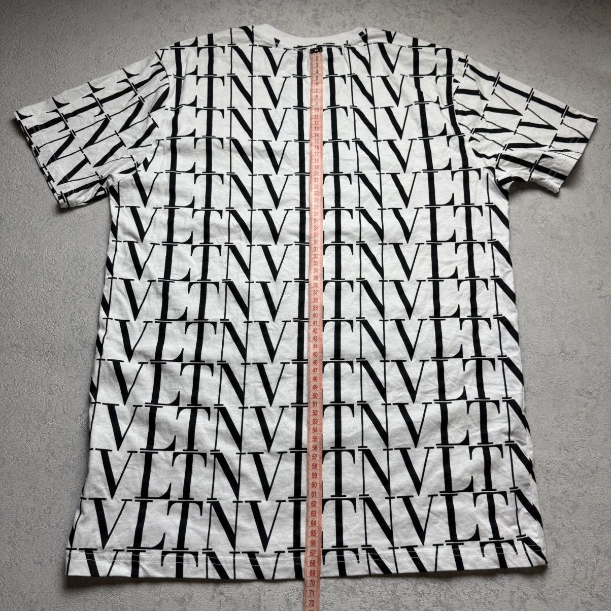 Valentino Valentino VLTN White Logo T Shirt Size US L / EU 52-54 / 3 - 13 Thumbnail