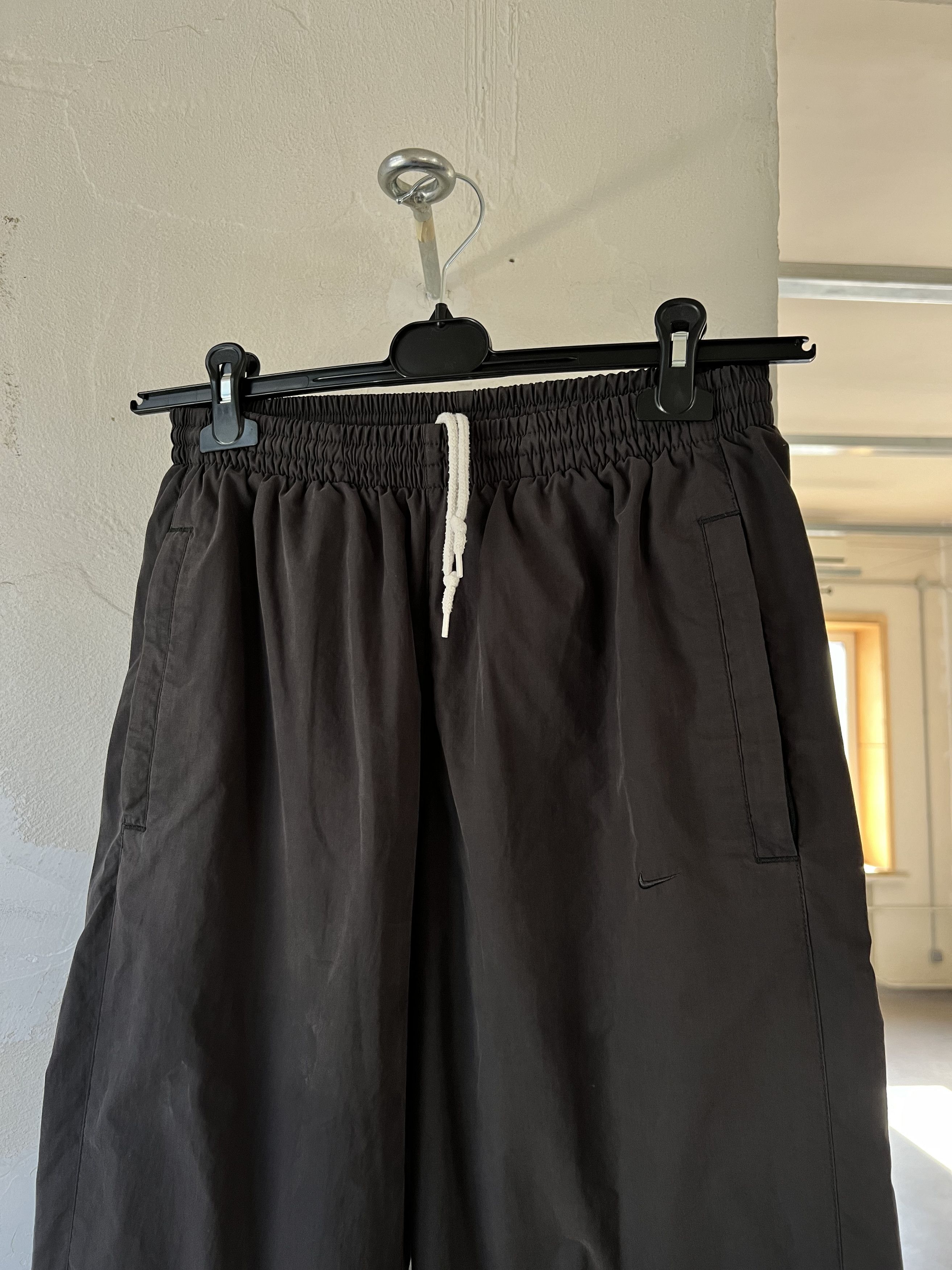Nike Nike Symmetric Minimal Baggie Vintage Sport Nylon Pants Size US 32 / EU 48 - 2 Thumbnail