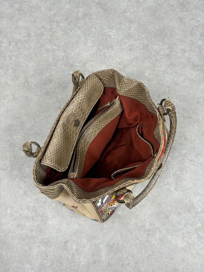 Just Cavalli Just Cavalli Beige Python Embroidered Beaded Tote Handbag Size ONE SIZE - 11 Thumbnail