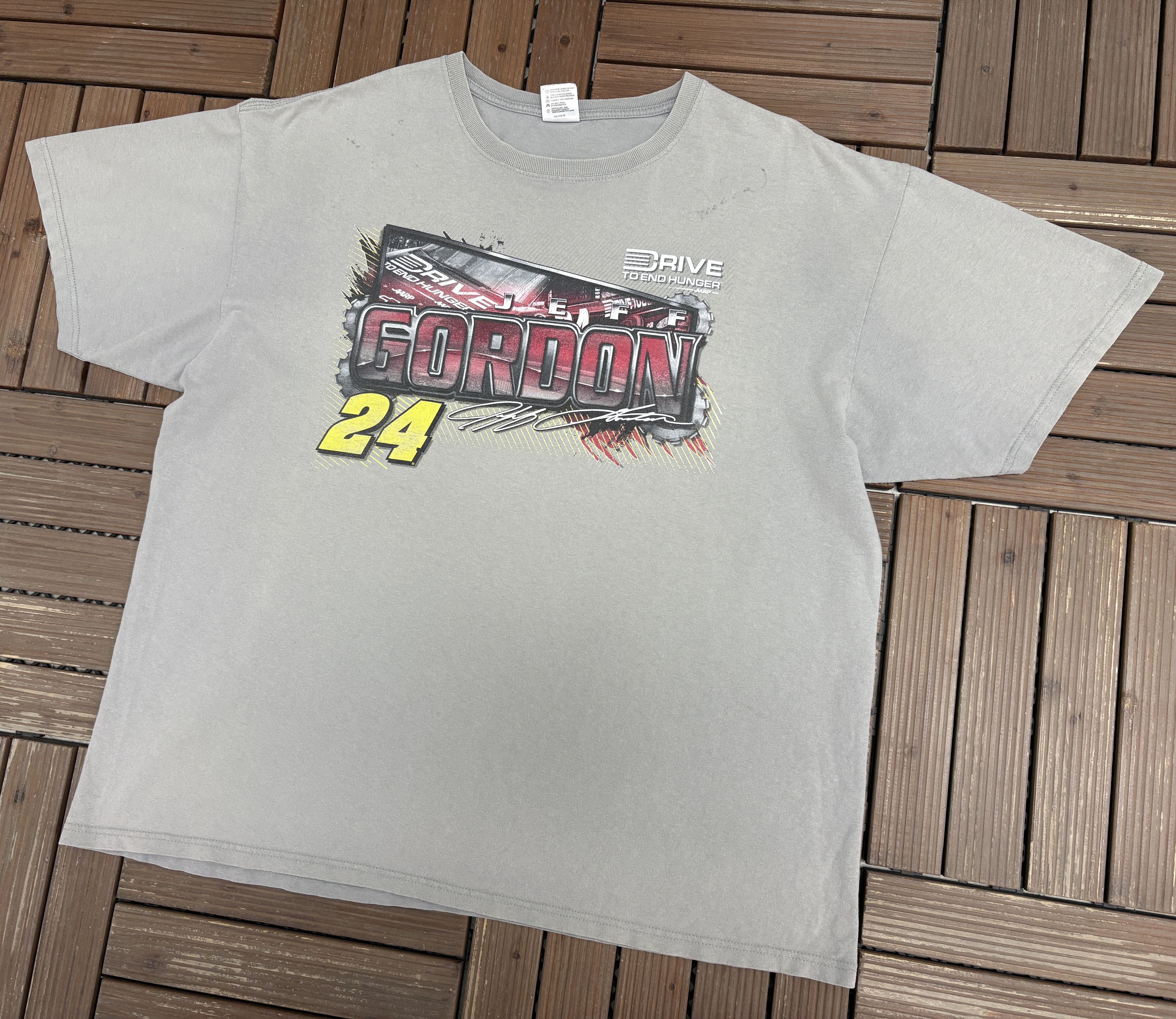 Vintage Jeff Gordon Drive To End Hunger Vintage NASCAR T-Shirt Tee Size US XXL / EU 58 / 5 - 3 Thumbnail