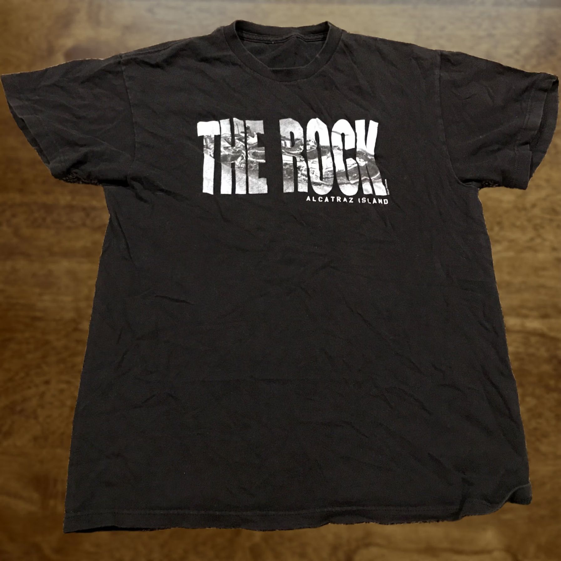 Vintage The Rock Alcatraz Island T-Shirt Adult S Black Cotton Crew Neck Short Sleeve Men Regular A49 Size US S / EU 44-46 / 1 - 1 Thumbnail