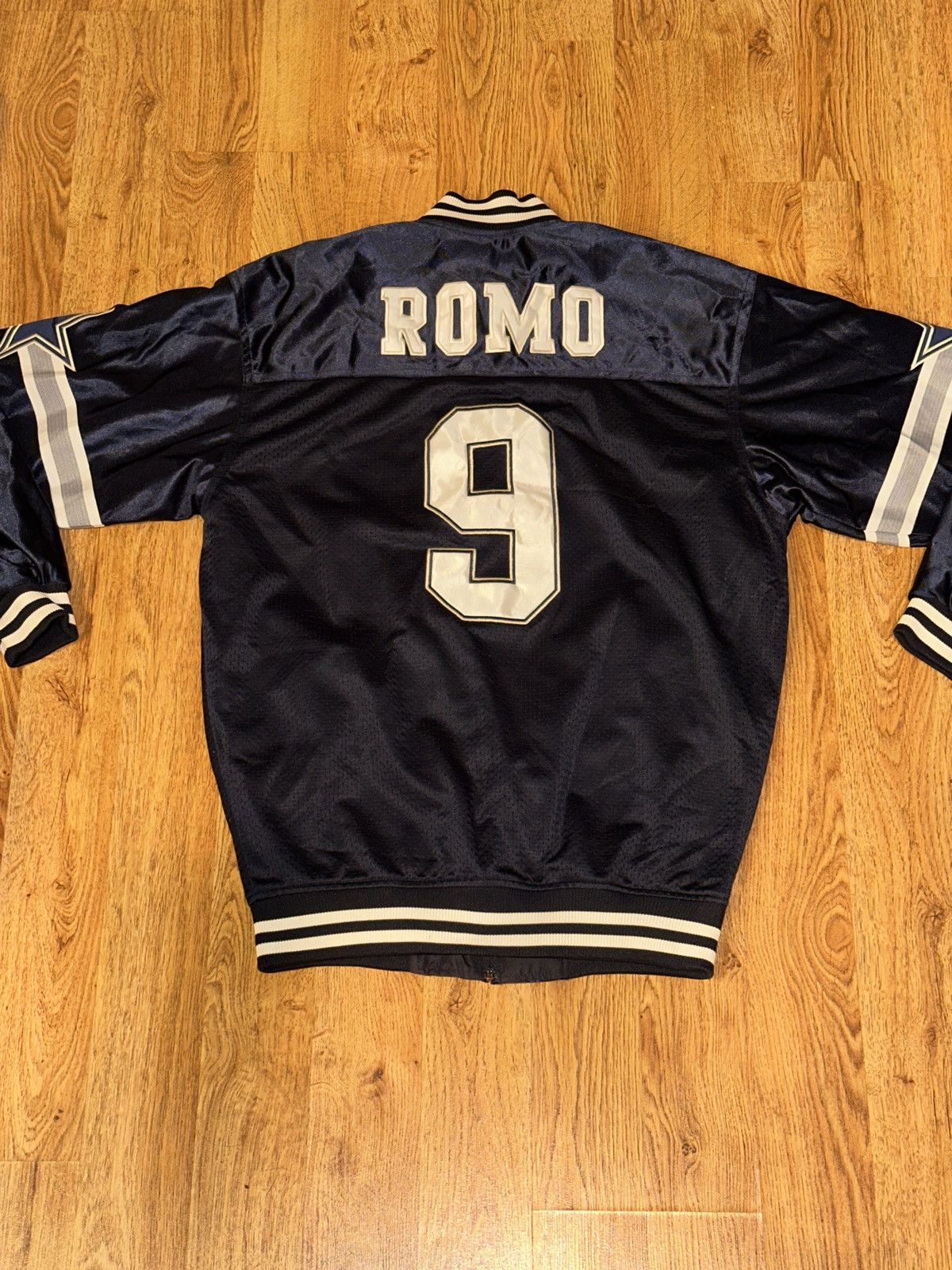 NFL NFL Dallas COWBOYS Romo #9 Jersey Bomber Jacket Men’s MEDIUM Size US M / EU 48-50 / 2 - 8 Thumbnail