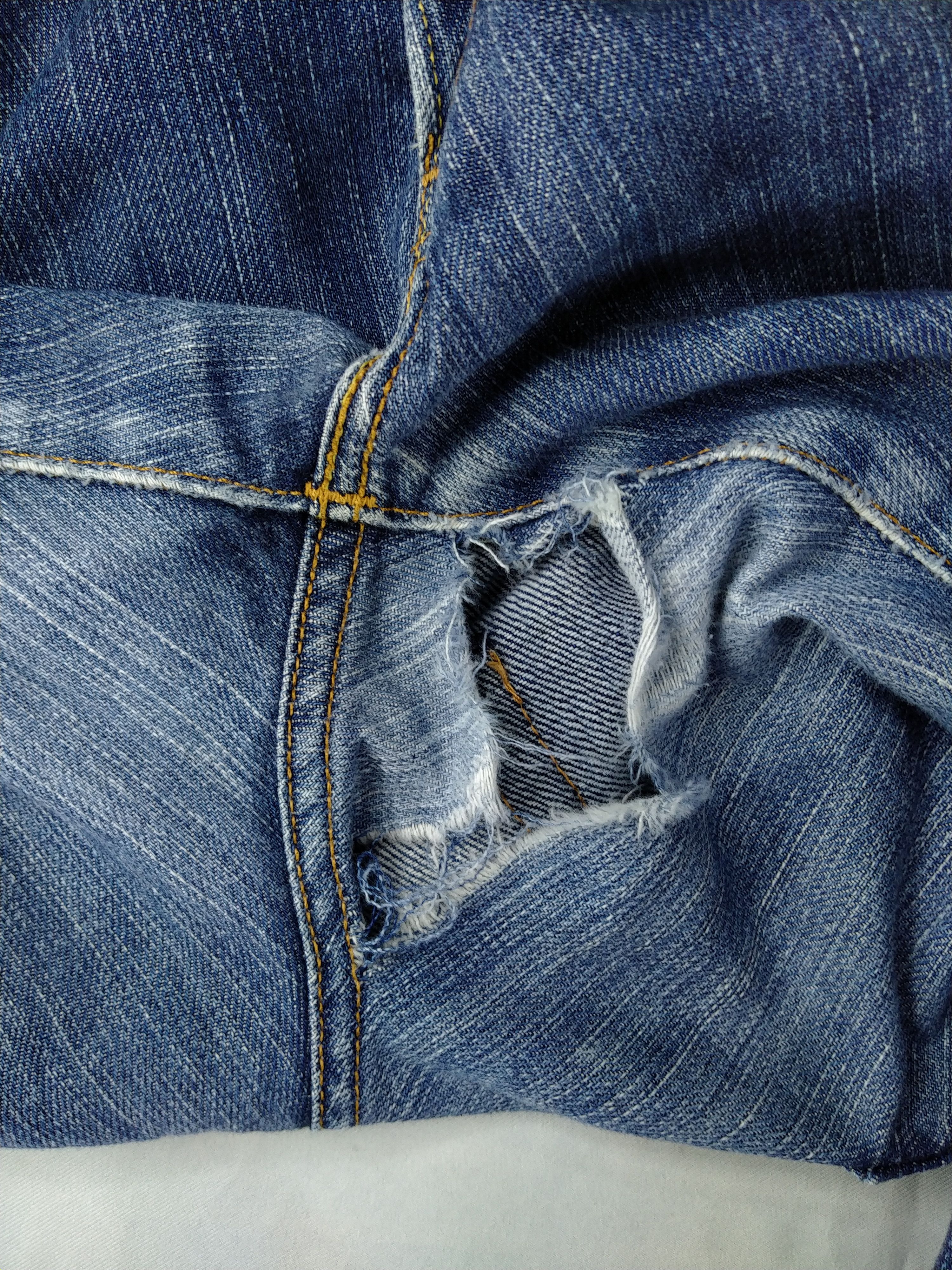 Levi's Distressed Levi's 502 Denim 31 x 30 -JN758 Size US 31 - 10 Thumbnail