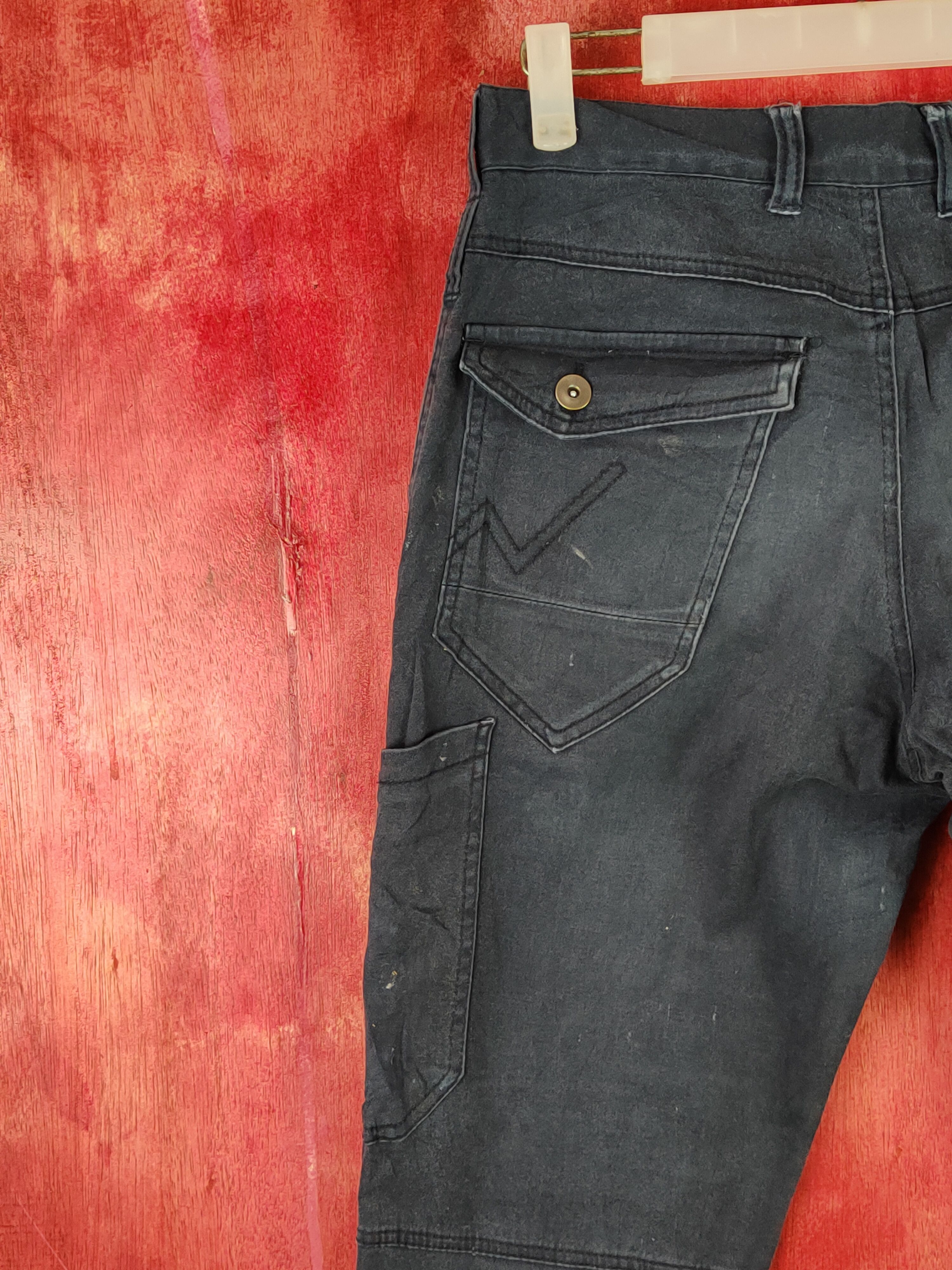 Japanese Brand Japanese Brand Dark Blue Multipocket Jogger Pants #S1272 Size US 29 - 9 Thumbnail