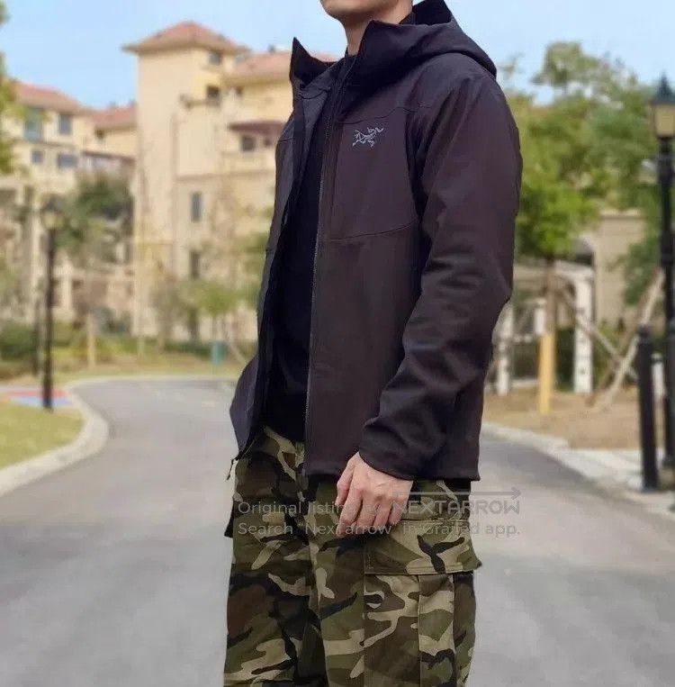 Arc'teryx Black Hooded Light Jacket . Size US L / EU 52-54 / 3 - 5 Thumbnail