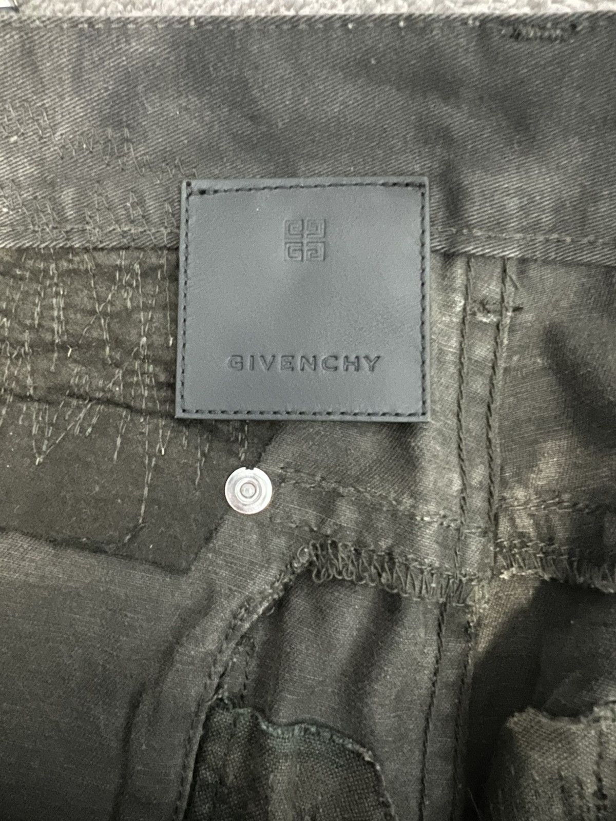 Givenchy GIVENCHY CAMO BORO DISTRESSED DENIM JEANS Size US 30 / EU 46 - 6 Thumbnail