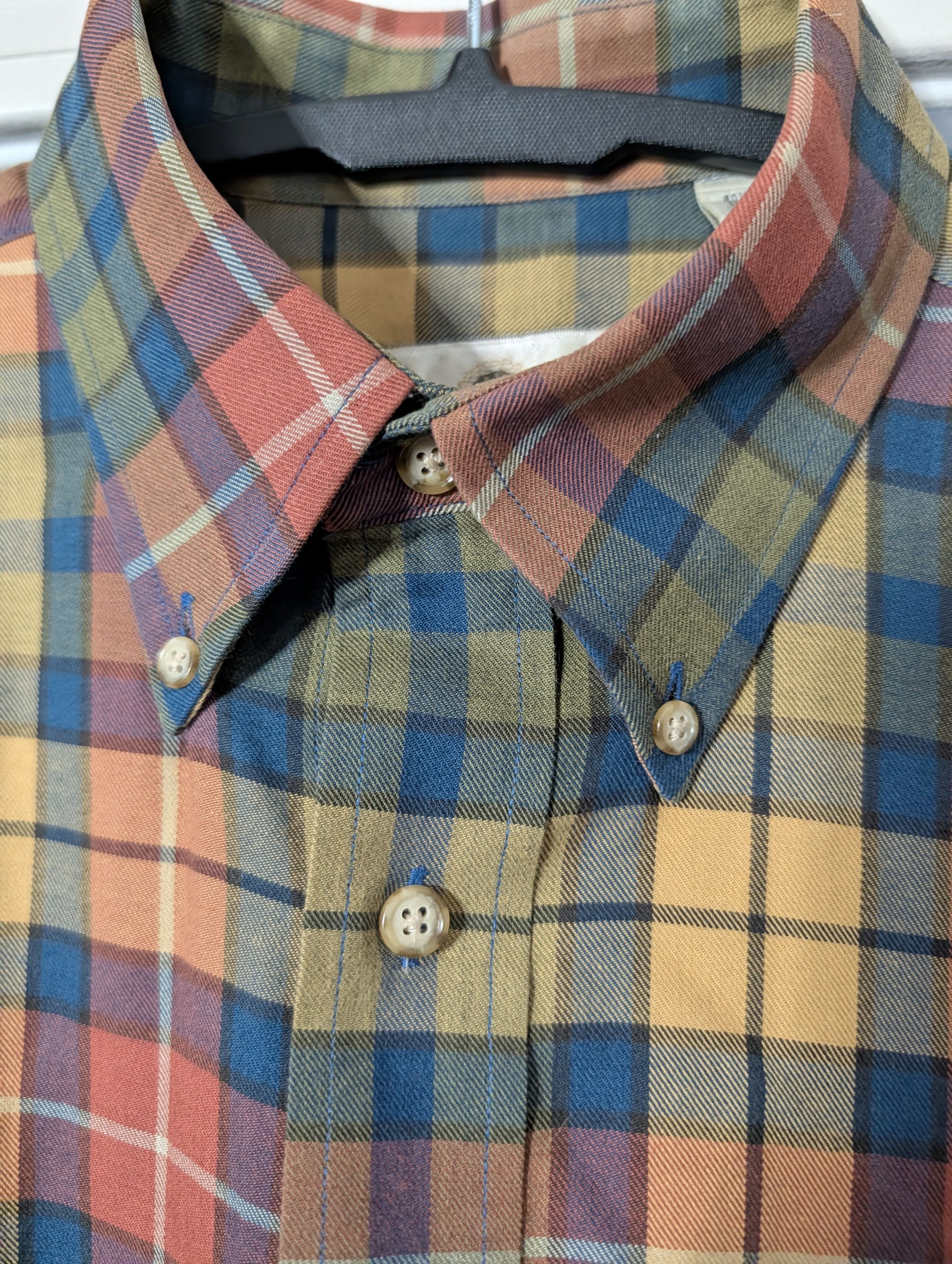 Viyella Made in USA brushed cotton/wool plaid button-down M Size US M / EU 48-50 / 2 - 6 Thumbnail