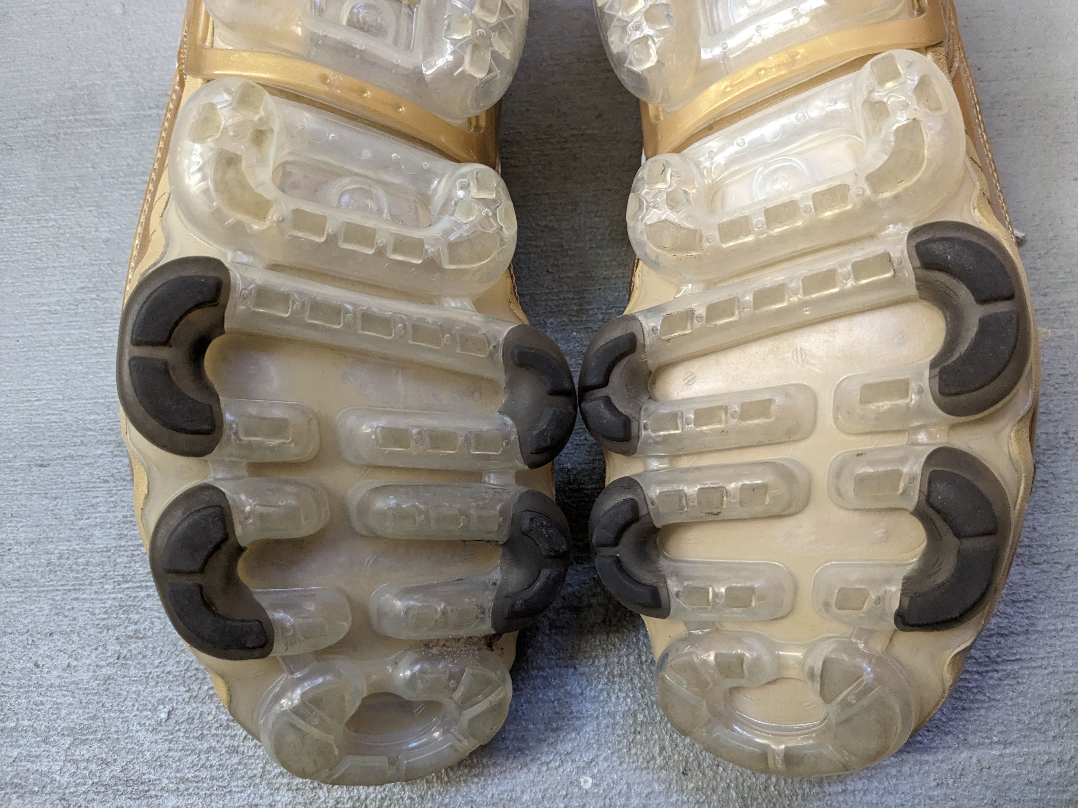 Nike Nike Air VaporMax 360 Gold Size 11 Silver White CK9671-101 Size US 11 / EU 44 - 15 Thumbnail