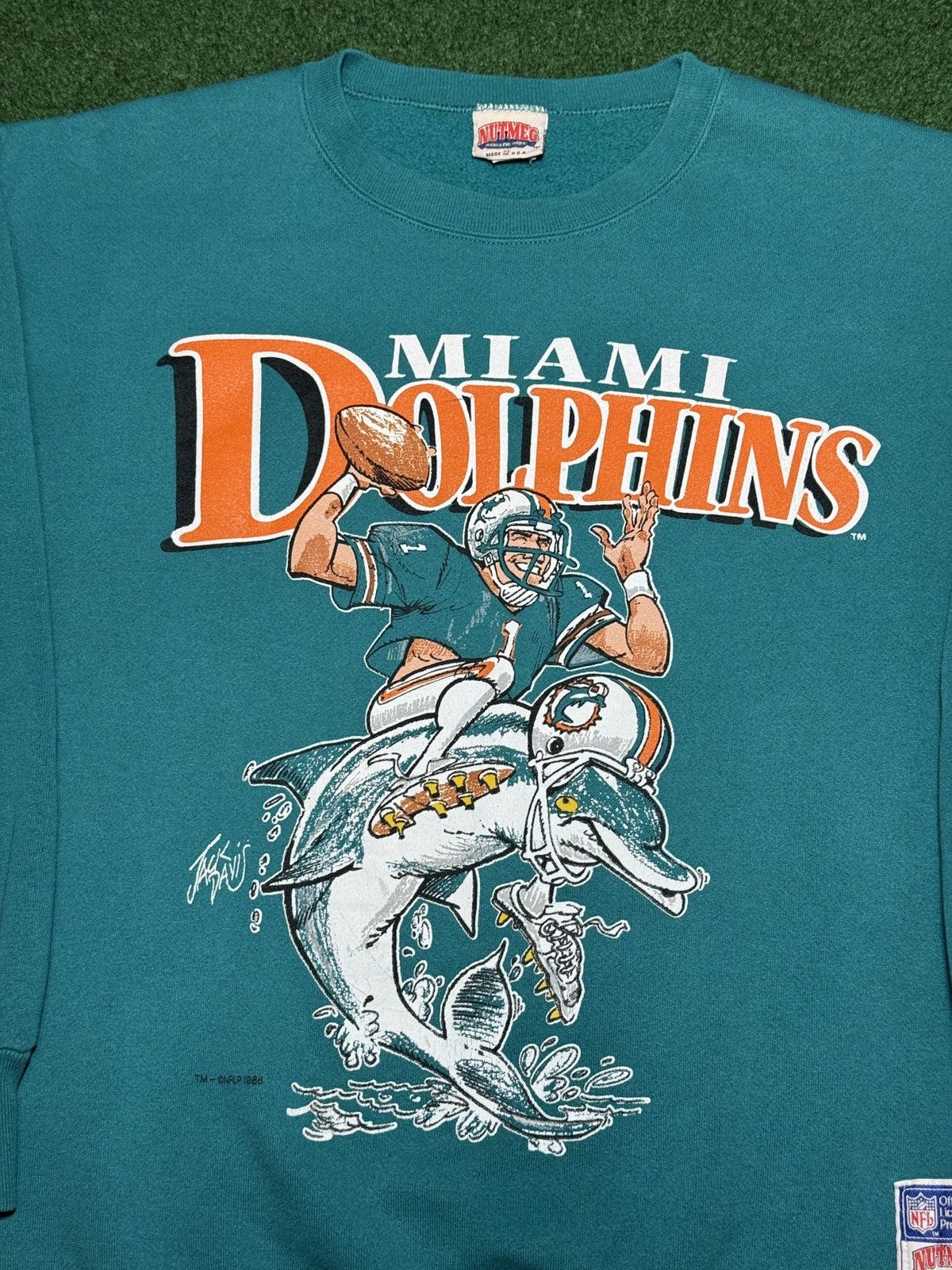 Nutmeg Vintage 90s Miami Dolphins RARE Retro Nutmeg Sweatshirt Size US XL / EU 56 / 4 - 2 Thumbnail