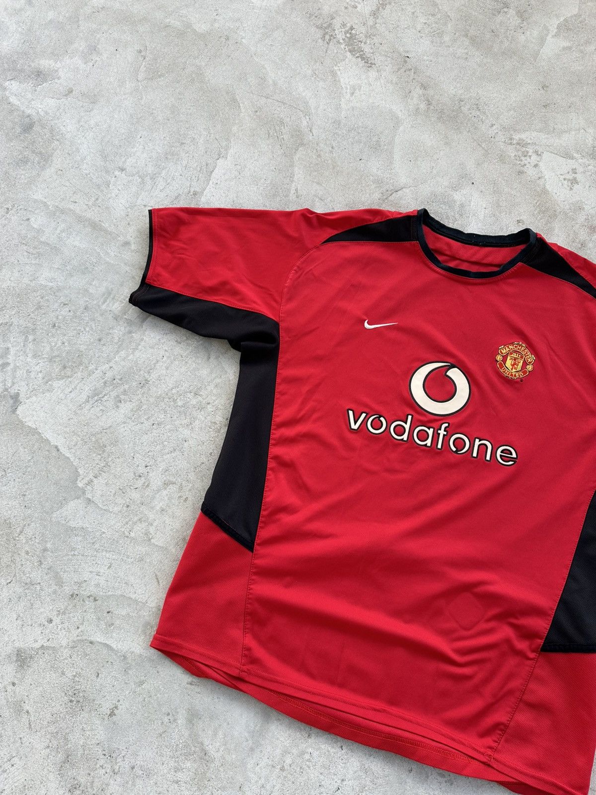 Nike Vintage T-Shirt Nike Manchester Vodafone Soccer Jersey L Size US L / EU 52-54 / 3 - 3 Thumbnail