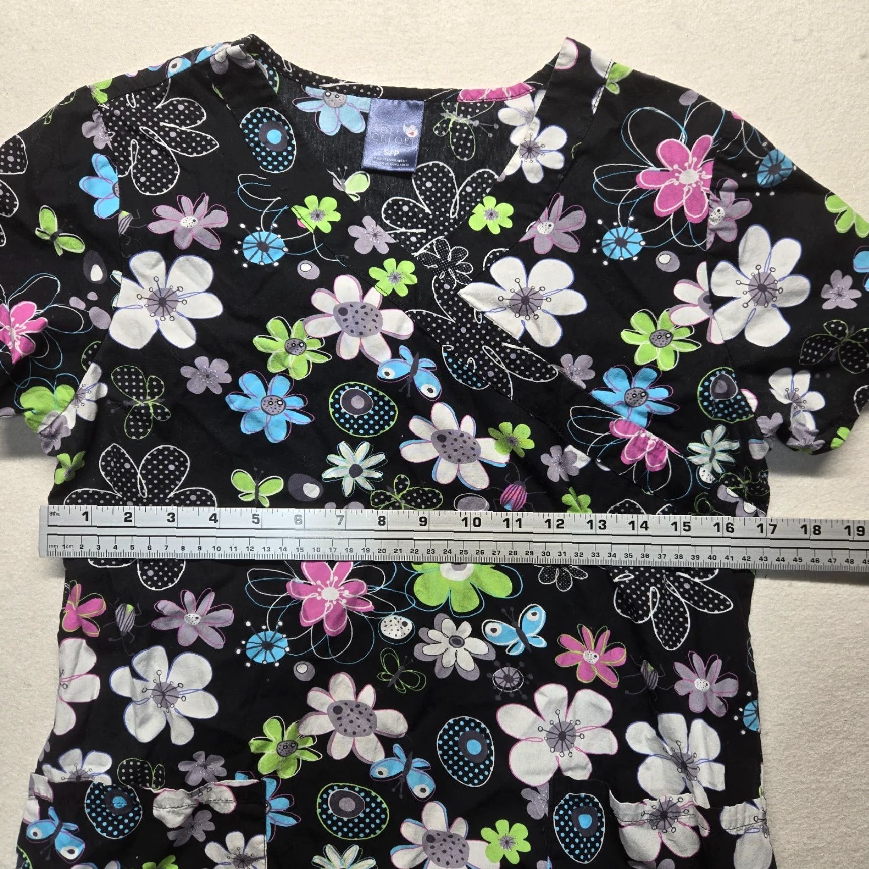 Vintage VINTAGE Zoe & Chloe Floral Black Short Sleeve Scrub Shirt Womens Small Medical Size S / US 4 / IT 40 - 5 Thumbnail