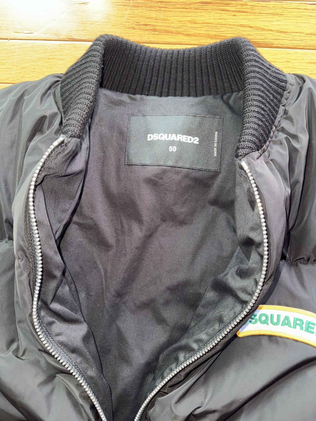 Dsquared2 Dsquared2 logo print puffer logo jacket IT-50, US-40 NWT Size US M / EU 48-50 / 2 - 6 Thumbnail