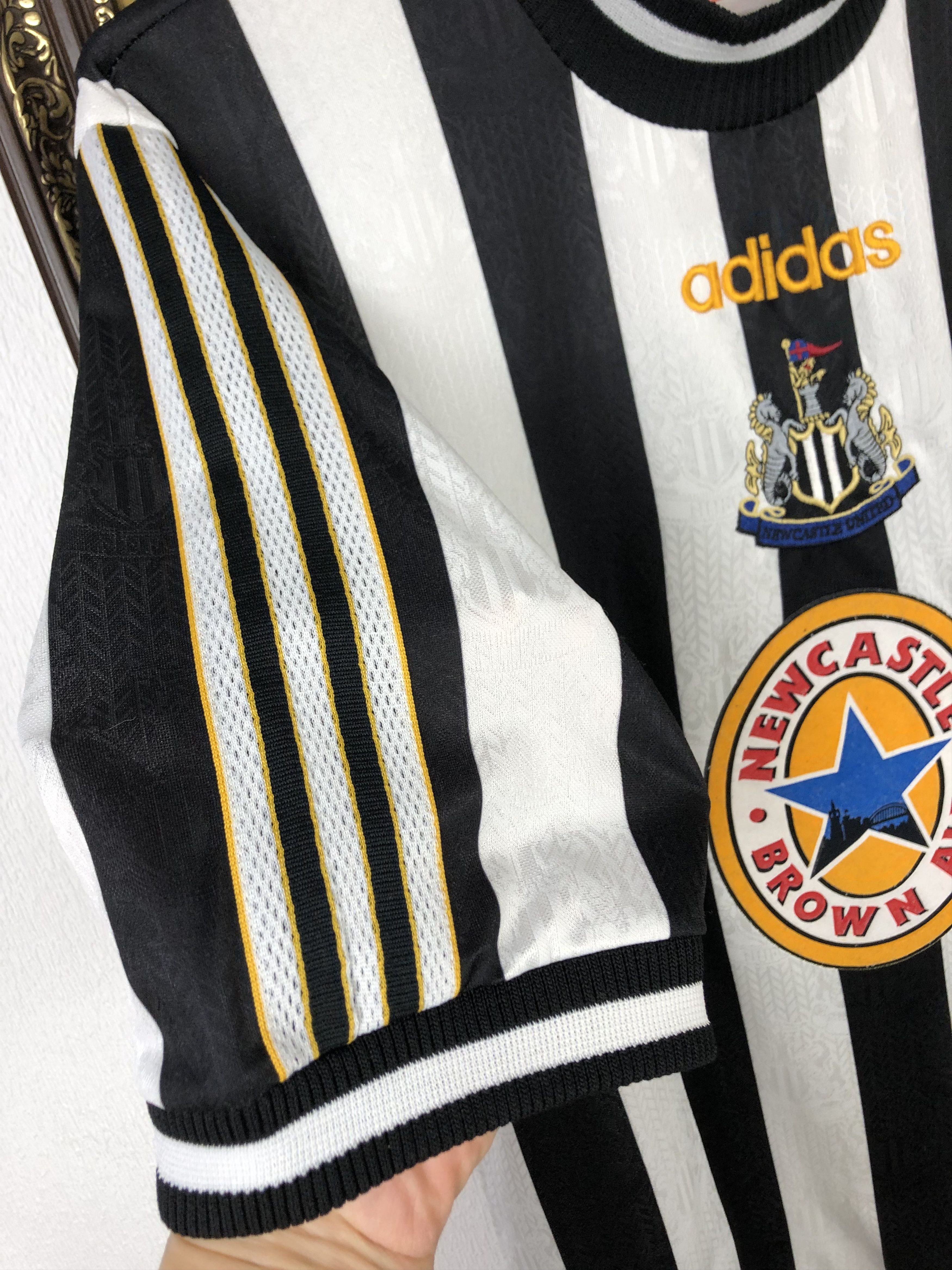 Adidas Newcastle United Home football shirt 1997 Soccer Adidas Size US S / EU 44-46 / 1 - 4 Thumbnail