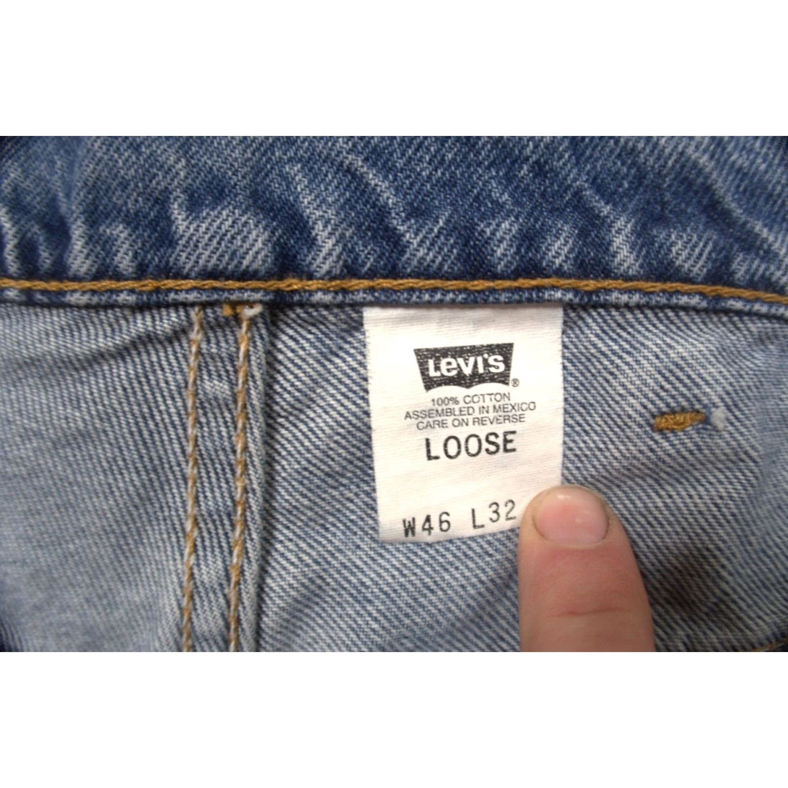 Levi's VINTAGE Levi's 545 Jeans Mens 46x32 Blue Denim Distressed 5-Pocket Baggy Straight Modern Regular 90s Grunge Logo Belt Loops Shirt? Size US 30 / EU 46 - 6 Thumbnail