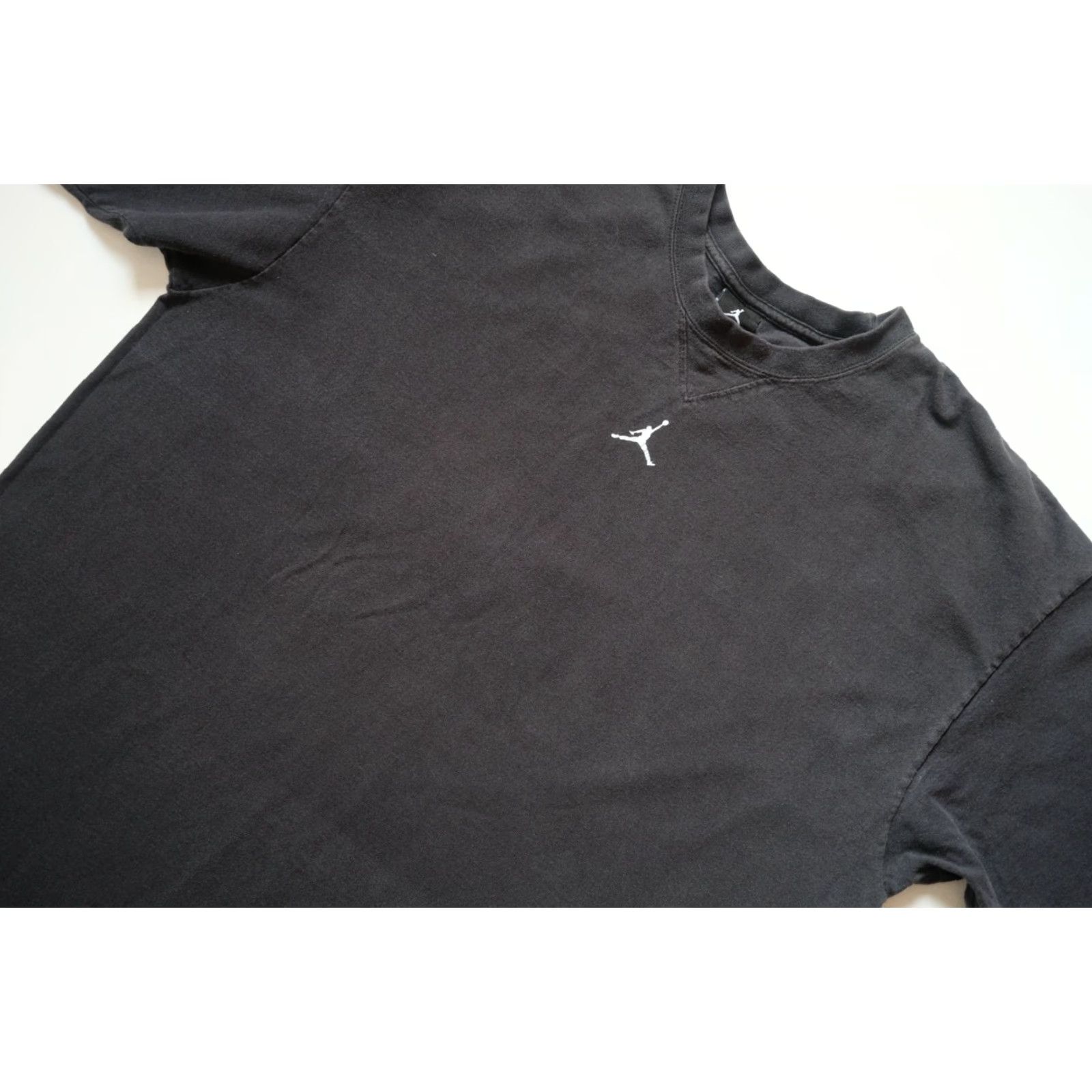 Jordan Brand VINTAGE Jordan Brand Y2K 90s JUMPMAN RETRO BLACK GRAPHIC T SHIRT XL Mens Size US XL / EU 56 / 4 - 5 Thumbnail