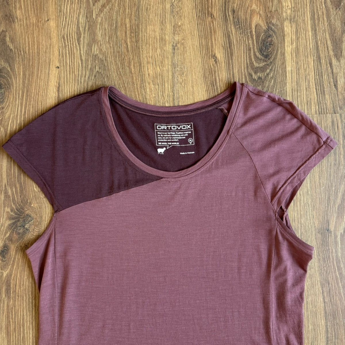ORTOVOX Ortovox 120 Tec Merino Wool T-Shirt Women’s XL Mounts Rose Size XL / US 12-14 / IT 48-50 - 2 Thumbnail