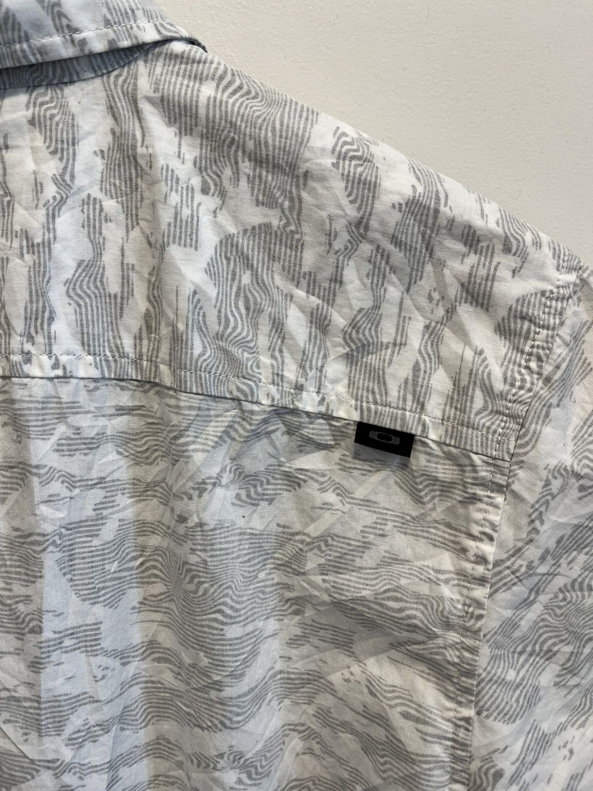 Oakley Grey Camo Button Up Shirt Size US S / EU 44-46 / 1 - 3 Thumbnail