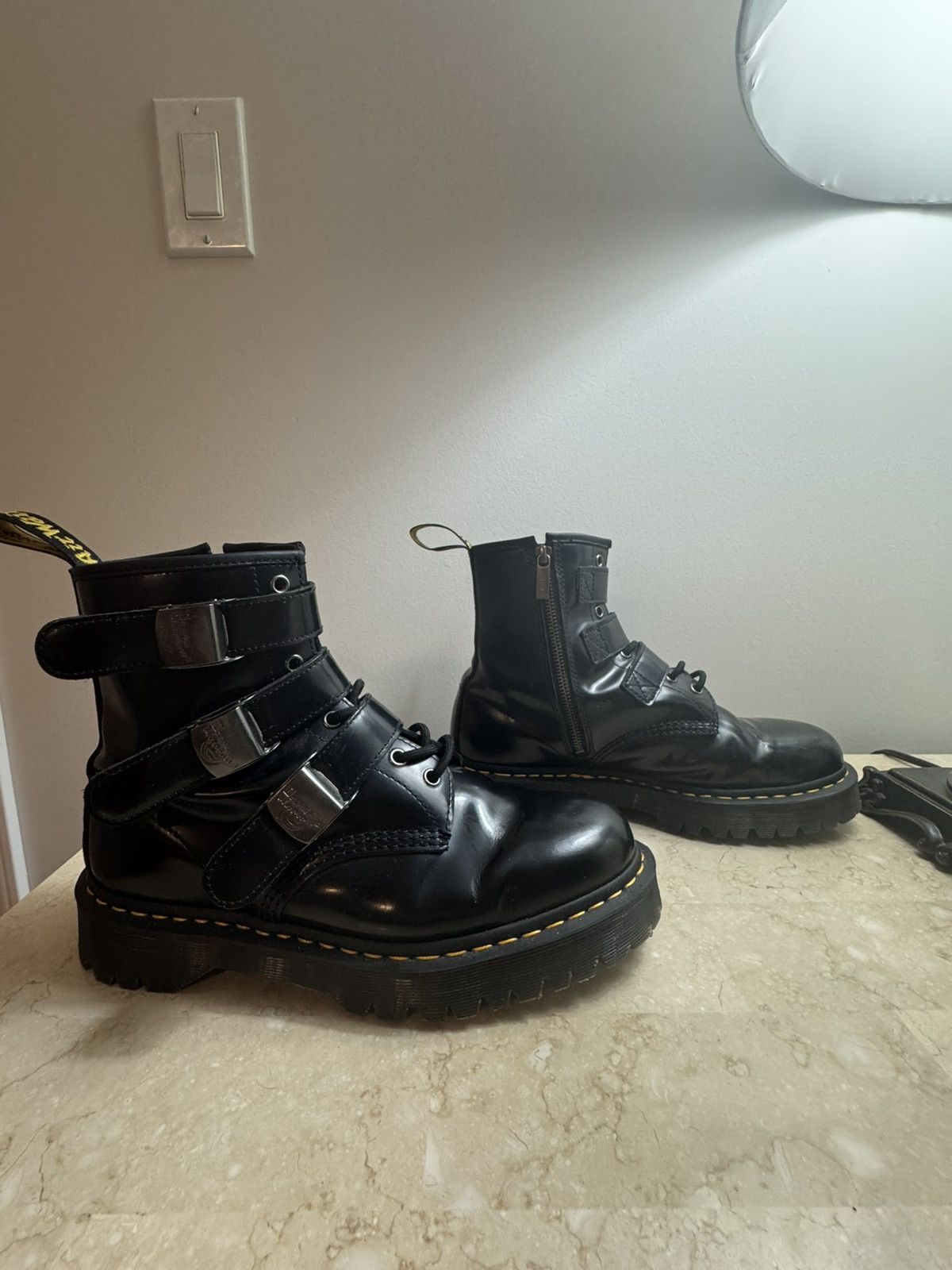 Dr. Martens Dr. Martens Fenimore 8 Boots Size US 10 / EU 43 - 3 Thumbnail