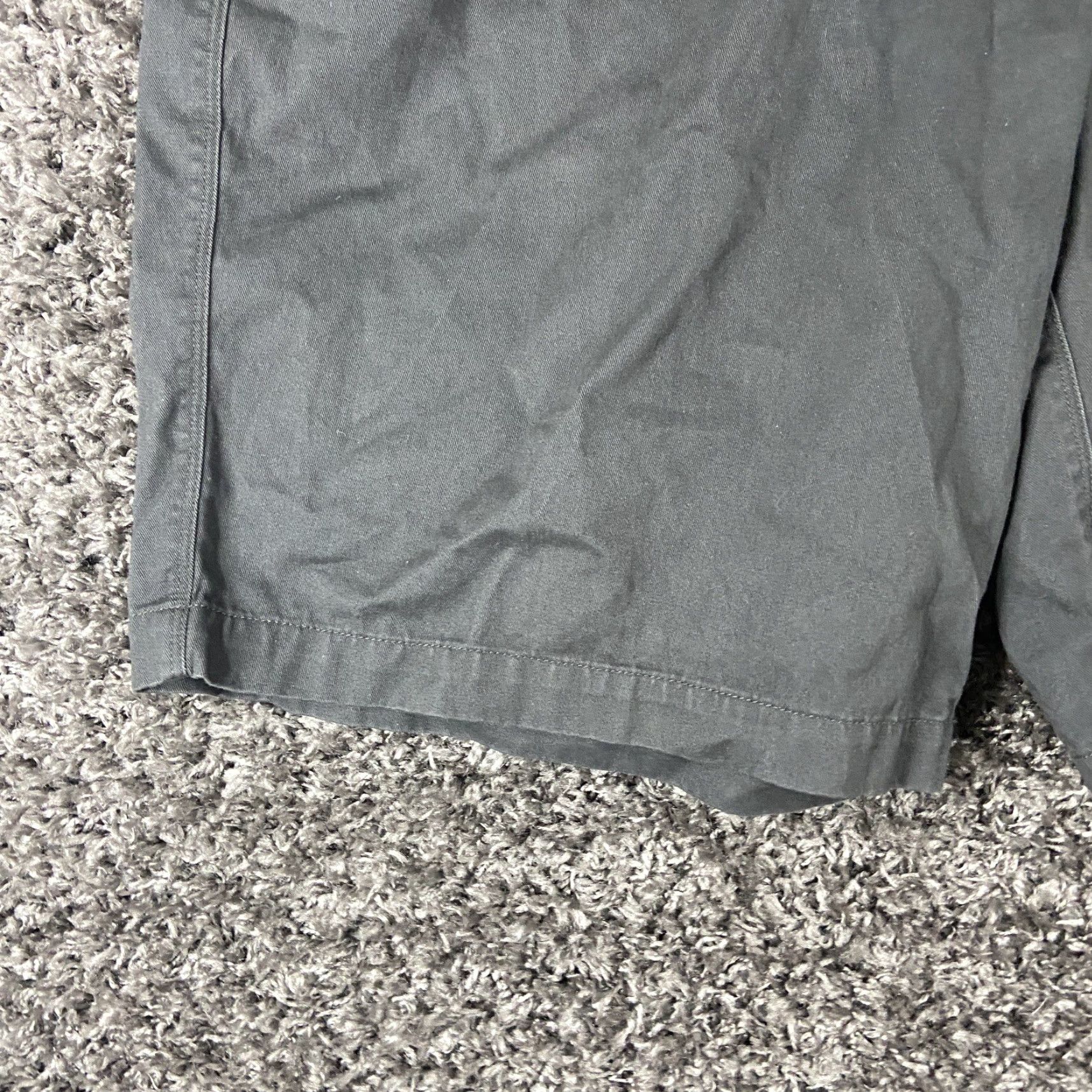 The North Face VINTAGE The North Face Shorts Chino Men Adult 36 Gray Mens Size US 36 / EU 52 - 2 Thumbnail