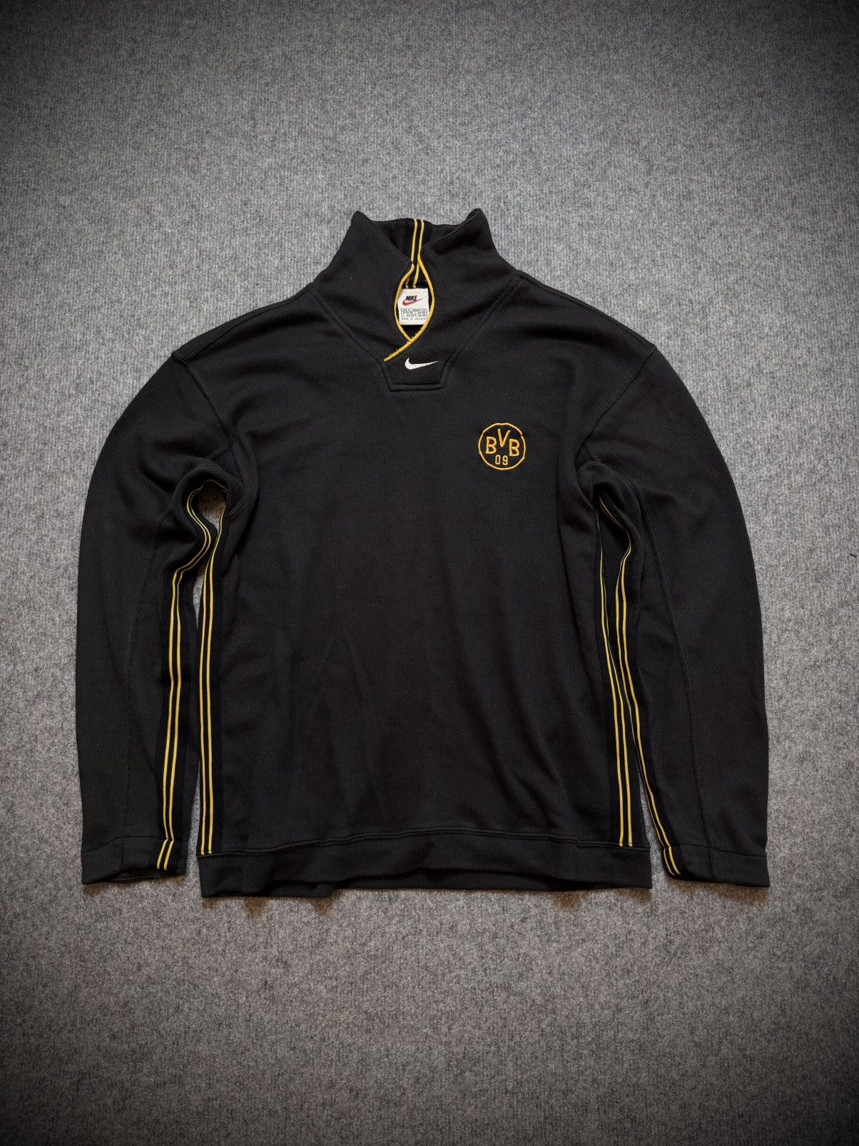 Nike Vintage jersey Nike Borussia Dortmund football rare 90’s Size US S / EU 44-46 / 1 - 1 Thumbnail