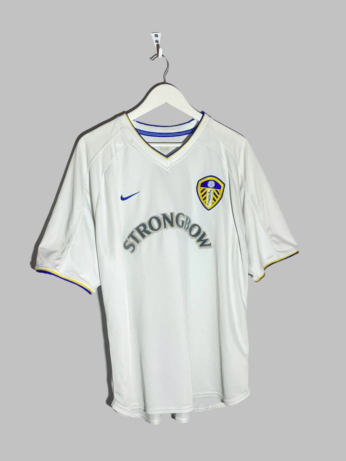 Nike × Vintage Leeds United Nike 2000/02 Home Vintage Football Shirt Size US XL / EU 56 / 4 - 2 Thumbnail