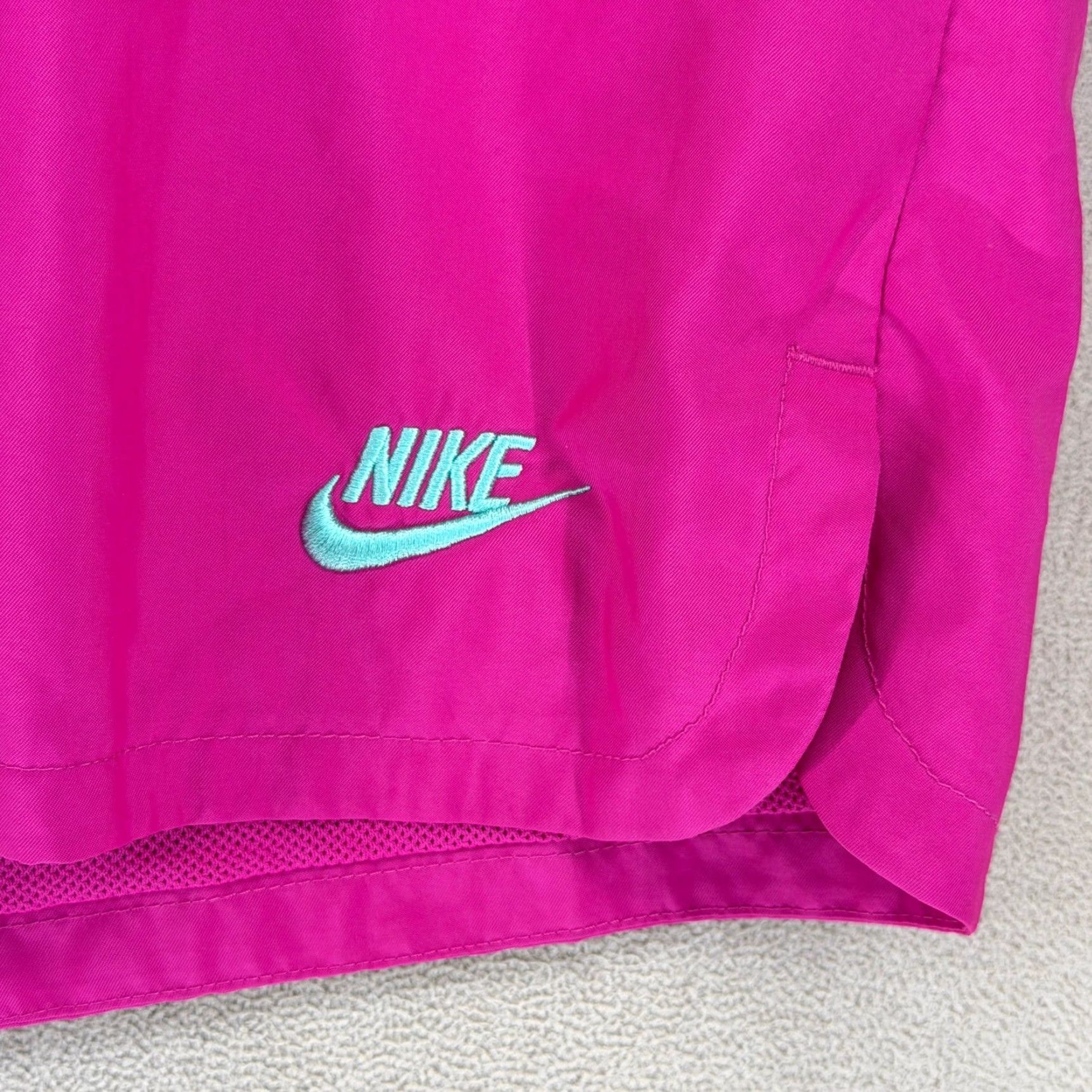Nike Nike Pink Athletic Shorts Drawstring Waist Pocket Logo DM6829 621 XL Size 40" / US 18 - 2 Thumbnail