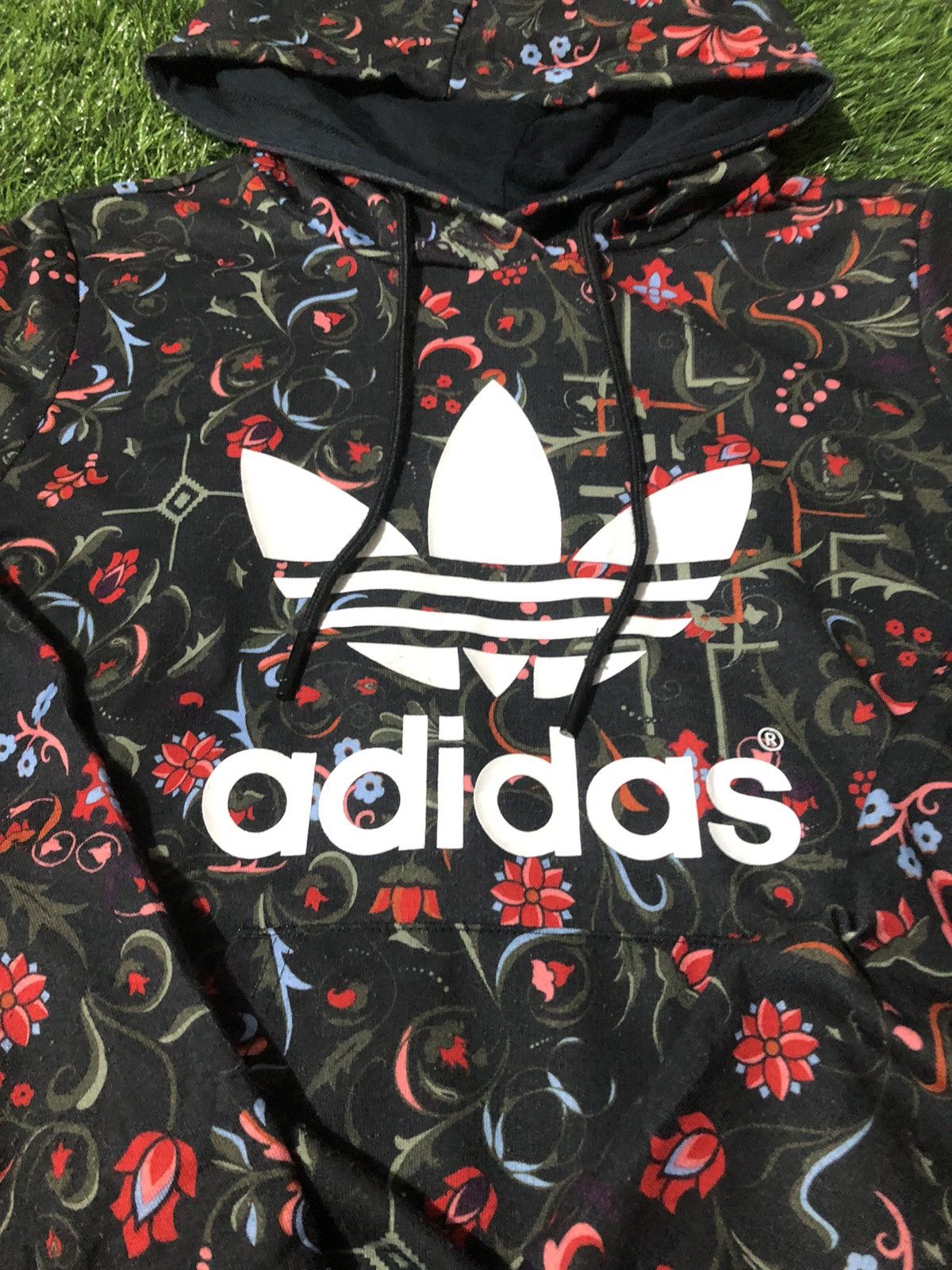 Adidas ADIDAS x HOODIE BLACK FLORAL Size US M / EU 48-50 / 2 - 2 Thumbnail