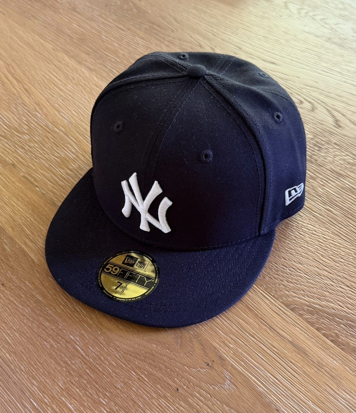 Supreme Supreme x New York Yankees Box Logo New Era Navy Fitted