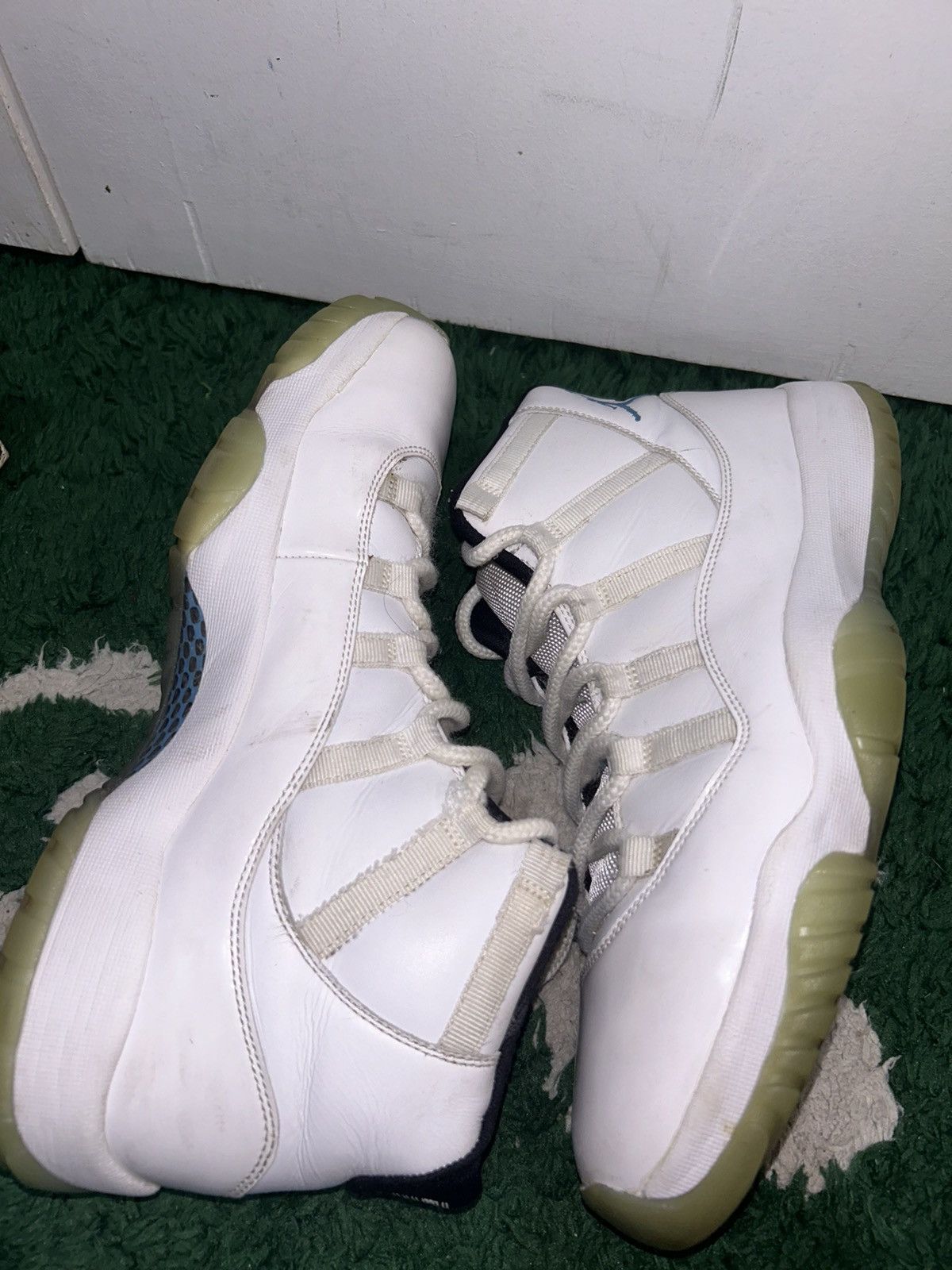 Jordan Brand Size 10.5 - Jordan 11 Retro High Legend Blue preowned Size US 10.5 / EU 43-44 - 3 Thumbnail