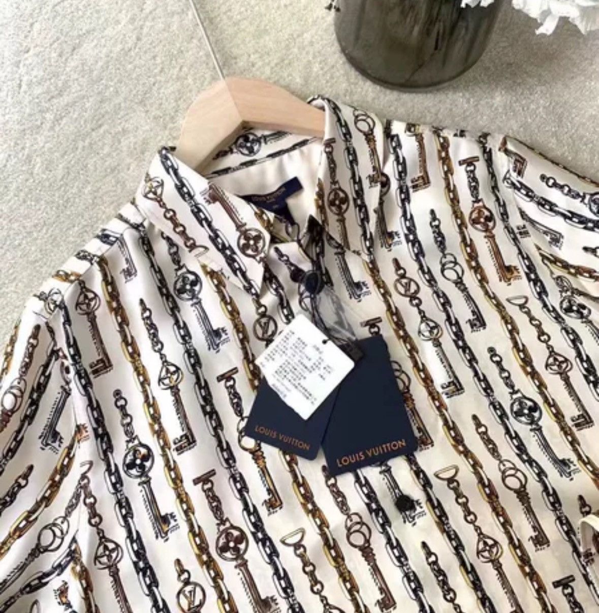 Louis Vuitton Louis Vuitton LV chain patterned silk long sleeved shirt Size US S / EU 44-46 / 1 - 4 Thumbnail
