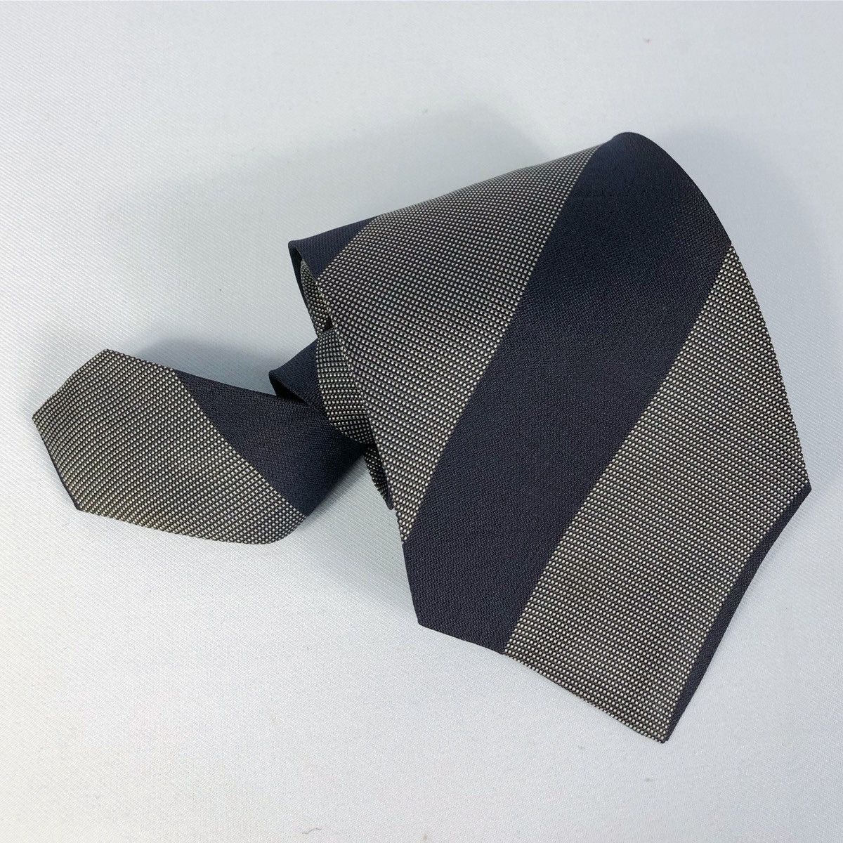 Coach Rare Coach Stripes Silk Tie Made in Italy Size ONE SIZE - 9 Thumbnail