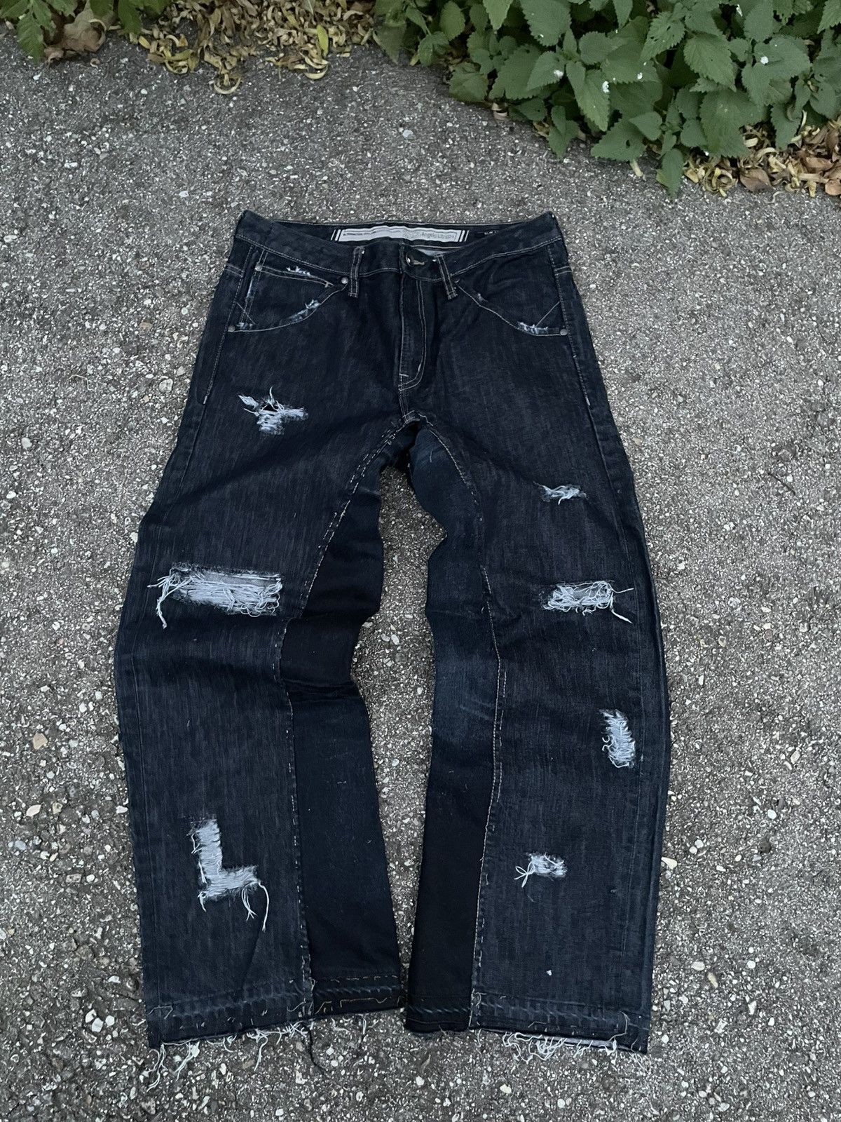 Japanese Brand Custom baggy distressed jeans blue Size US 33 - 1 Thumbnail