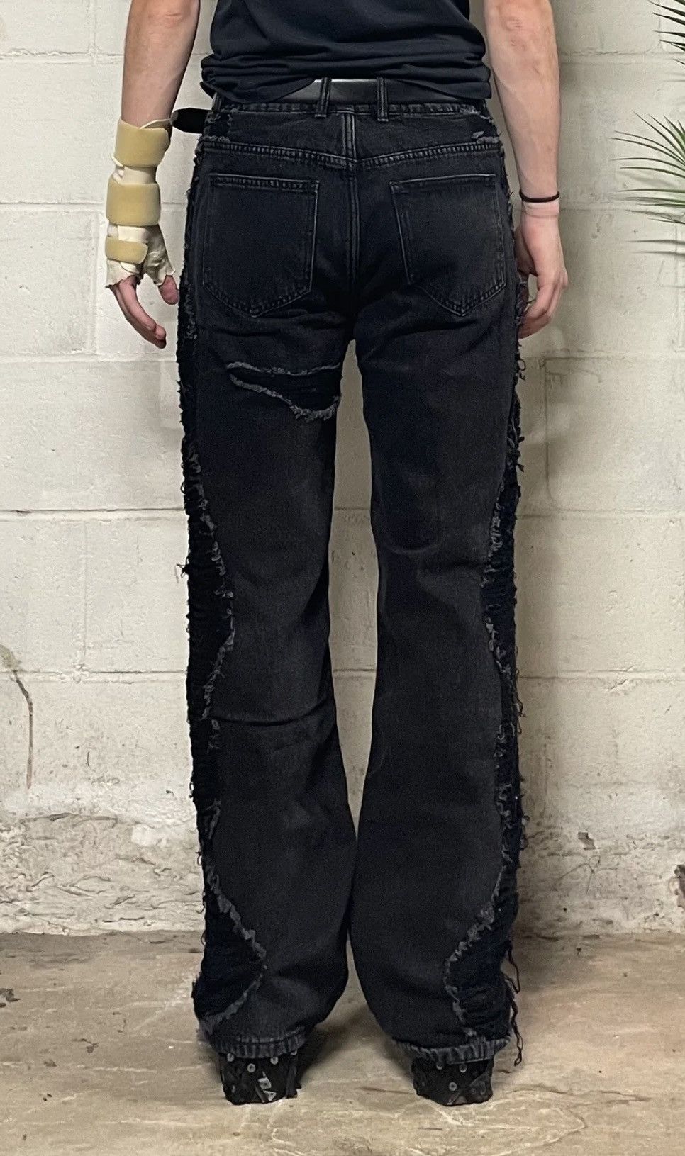 Designer × Japanese Brand × Vintage Faisean Dia black distressed perimeter denim jeans Size US 32 / EU 48 - 6 Thumbnail