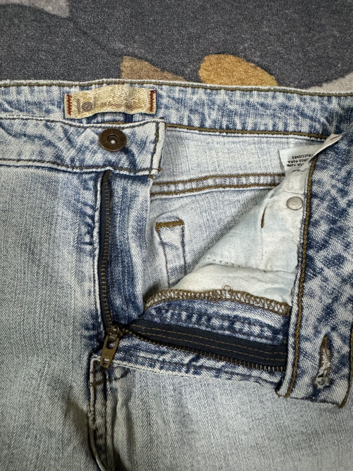 Japanese Brand Vintage Flare Jeans Stone Wash Jeans Faded Wash Jeans Japan Size US 30 / EU 46 - 4 Thumbnail