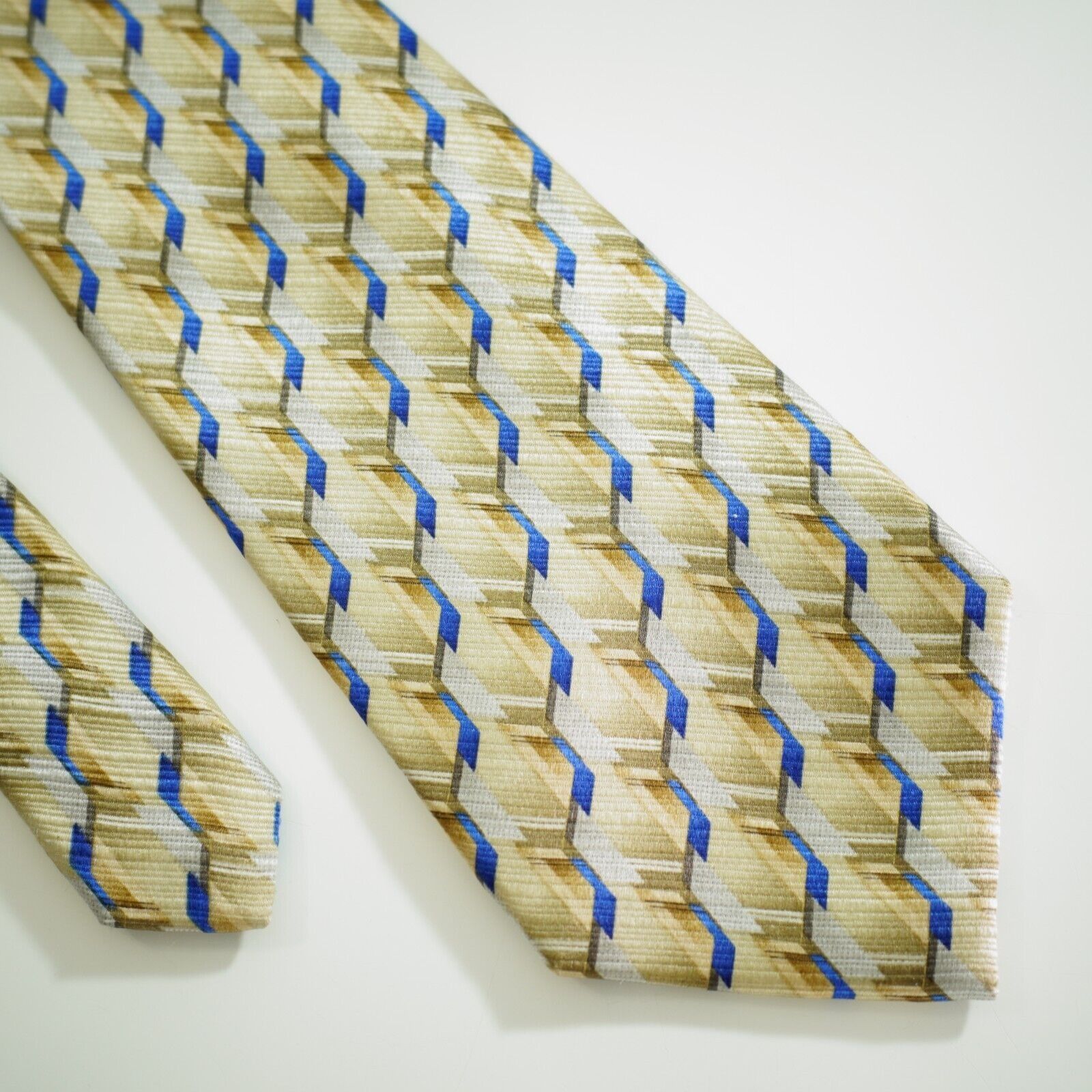 John Ashford John Ashford Yellow Blue Geometric Abstract Jacquard Print S Size ONE SIZE - 1 Thumbnail