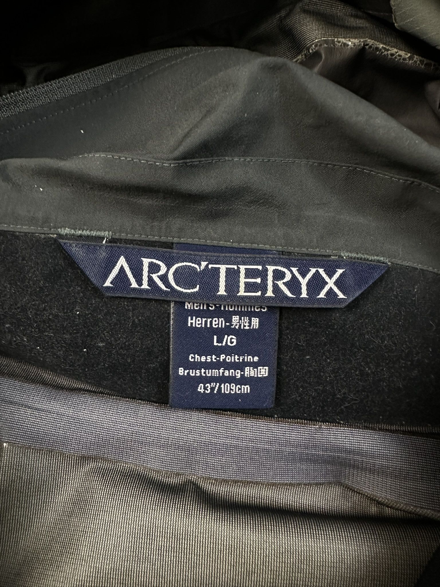 Arc'teryx Rare 00s Arc'teryx Green Gore-tex Shell Jacket Vintage Size US L / EU 52-54 / 3 - 9 Thumbnail