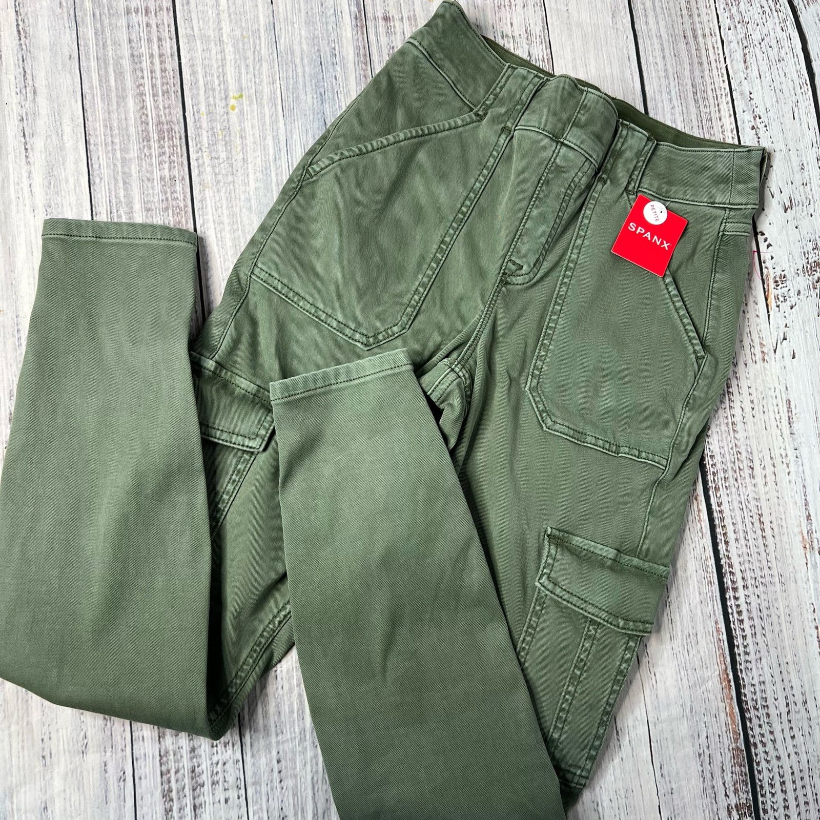 Spanx Spanx Stretch Twill Ankle Cargo Pants Sage Green NWT Sm Size 26" / US 2 / IT 38 - 7 Thumbnail