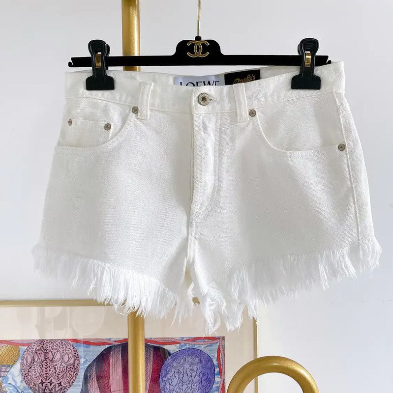 Loewe Loewe White Cotton Women's Shorts 0089 Size 25" / US 0 / IT 36 - 1 Thumbnail