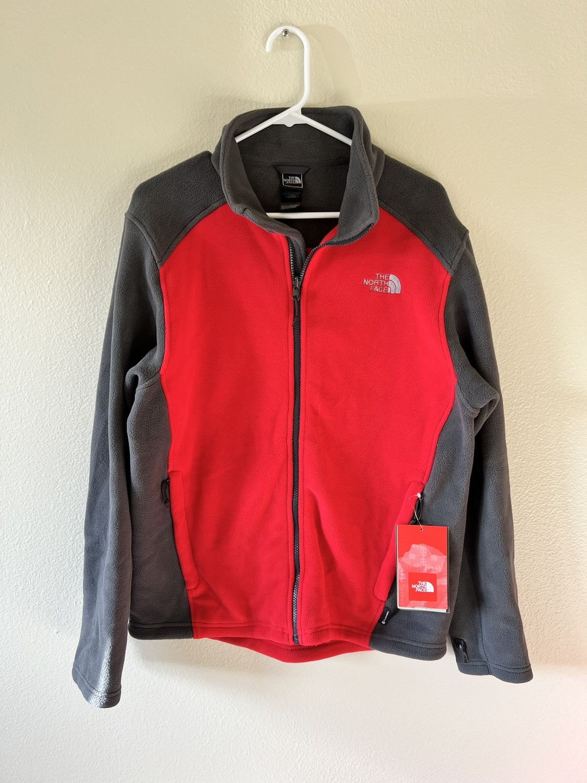The North Face RDT 300 Fleece Jacket – TNF Red/Asphalt Grey