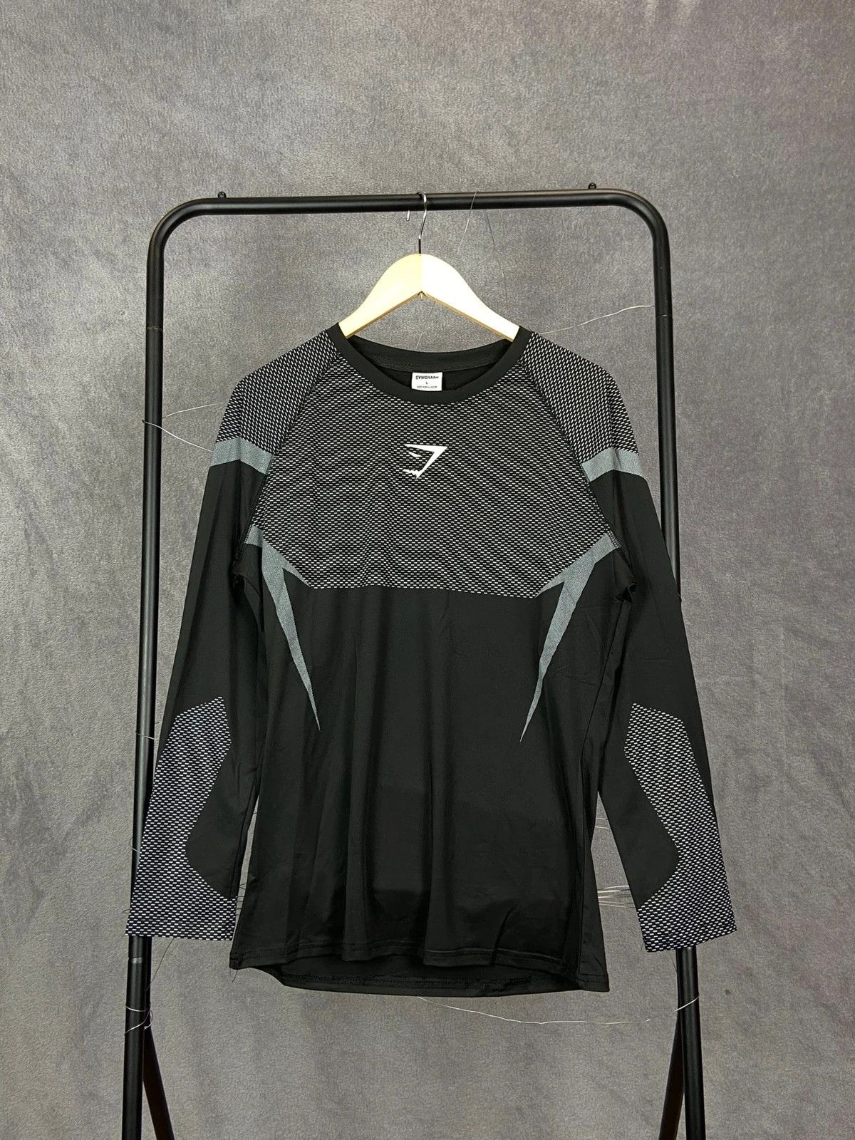 Gymshark Gymshark Black Longsleeve Size L Size US L / EU 52-54 / 3 - 1 Thumbnail