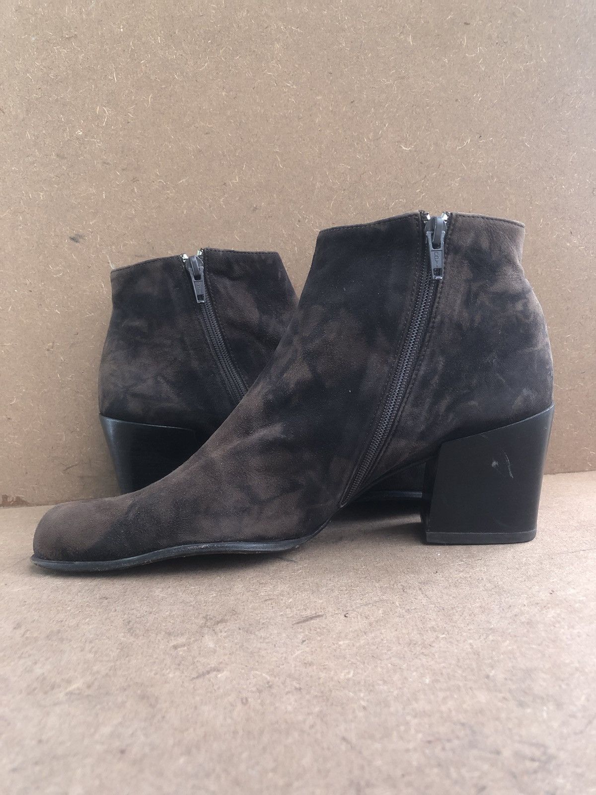 Prada × Vintage Vtg Prada Brown Suede Leather Women’s Ankle Boots Size 39 Size US 9 / IT 39 - 7 Thumbnail