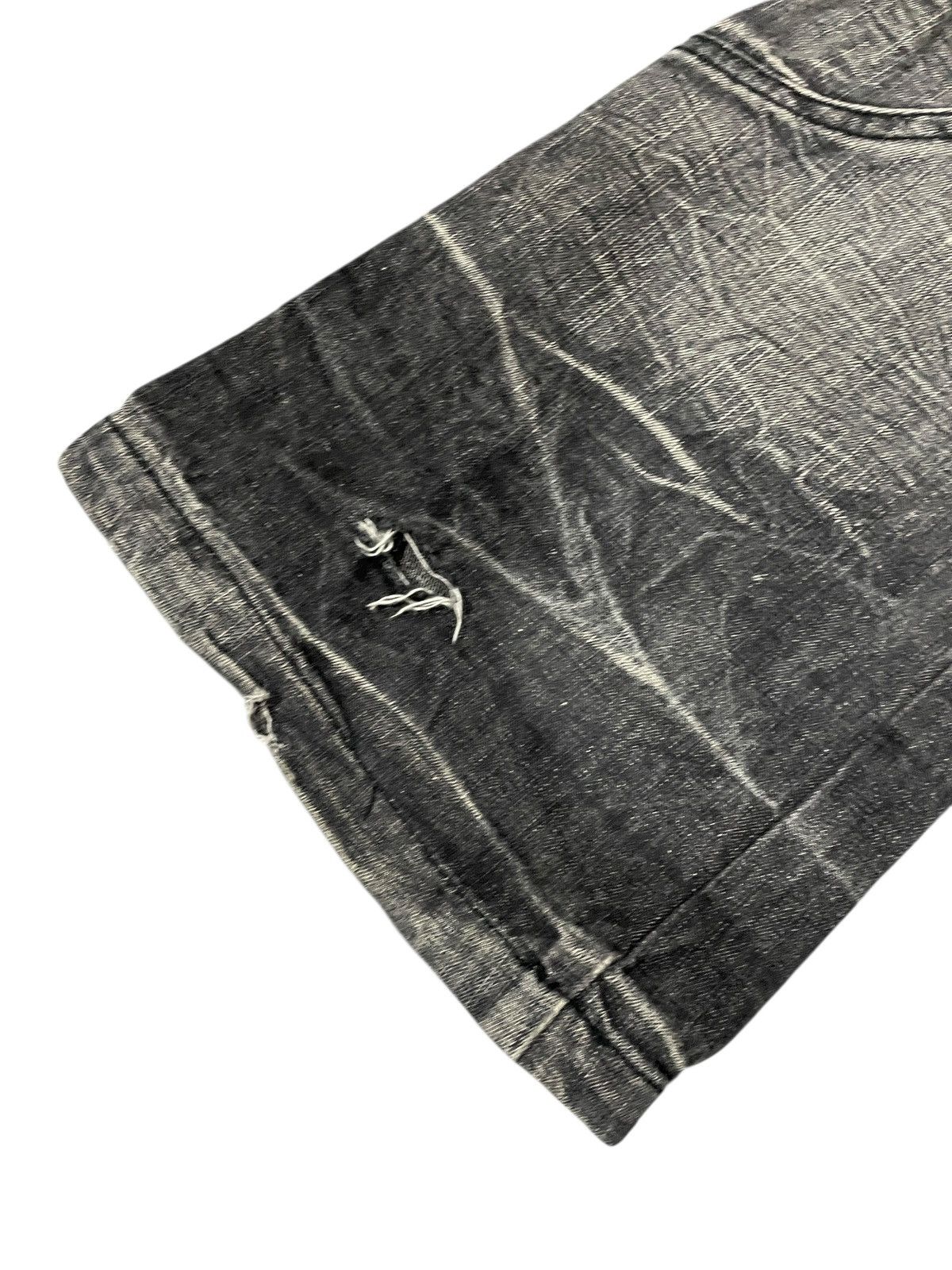 LOWBOX Lowbox Flared Distressed Stonewash Jeans Size US 31 - 19 Thumbnail
