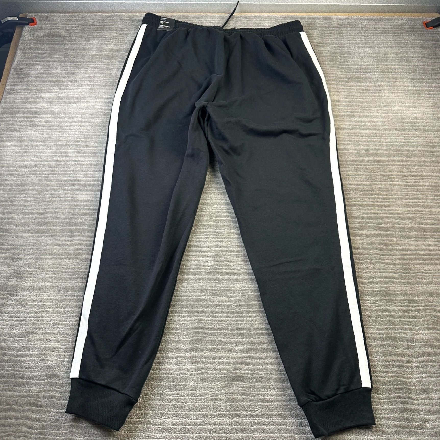 Adidas Adidas Pants Mens XL Black Sweatpants Joggers Fleece Track Pants Slimming Athletic Size US 36 / EU 52 - 3 Thumbnail
