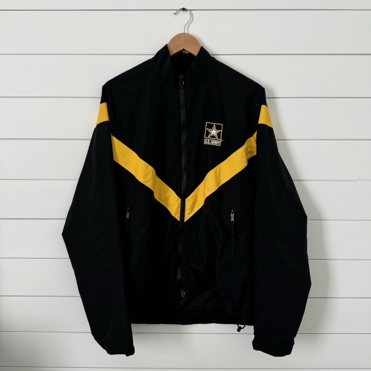 Vintage VTG US Army Black & Yellow Spellout Windbreaker Jacket | M Size US M / EU 48-50 / 2 - 1 Thumbnail
