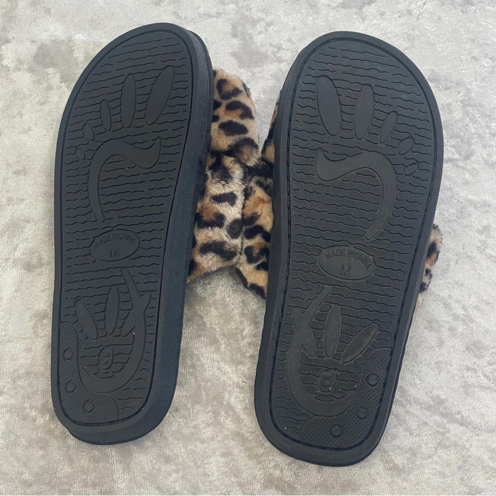 NBDN Nobrandedon Unbranded Leopard Print Fuzzy Slippers M Size US 7 / IT 37 - 4 Thumbnail