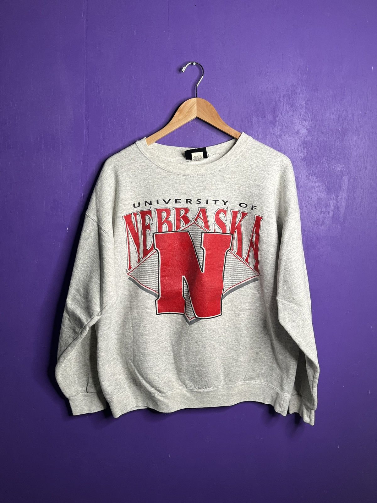 Vintage Vintage 90s Nebraska Cornhuskers logo sweatshirt Size US L / EU 52-54 / 3 - 1 Thumbnail