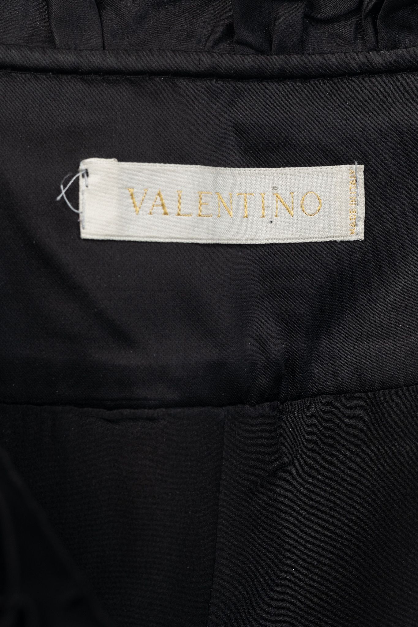 Valentino Valentino Black Wool Ruffle-Waist Pencil Skirt Size 30" / US 8 / IT 44 - 7 Thumbnail